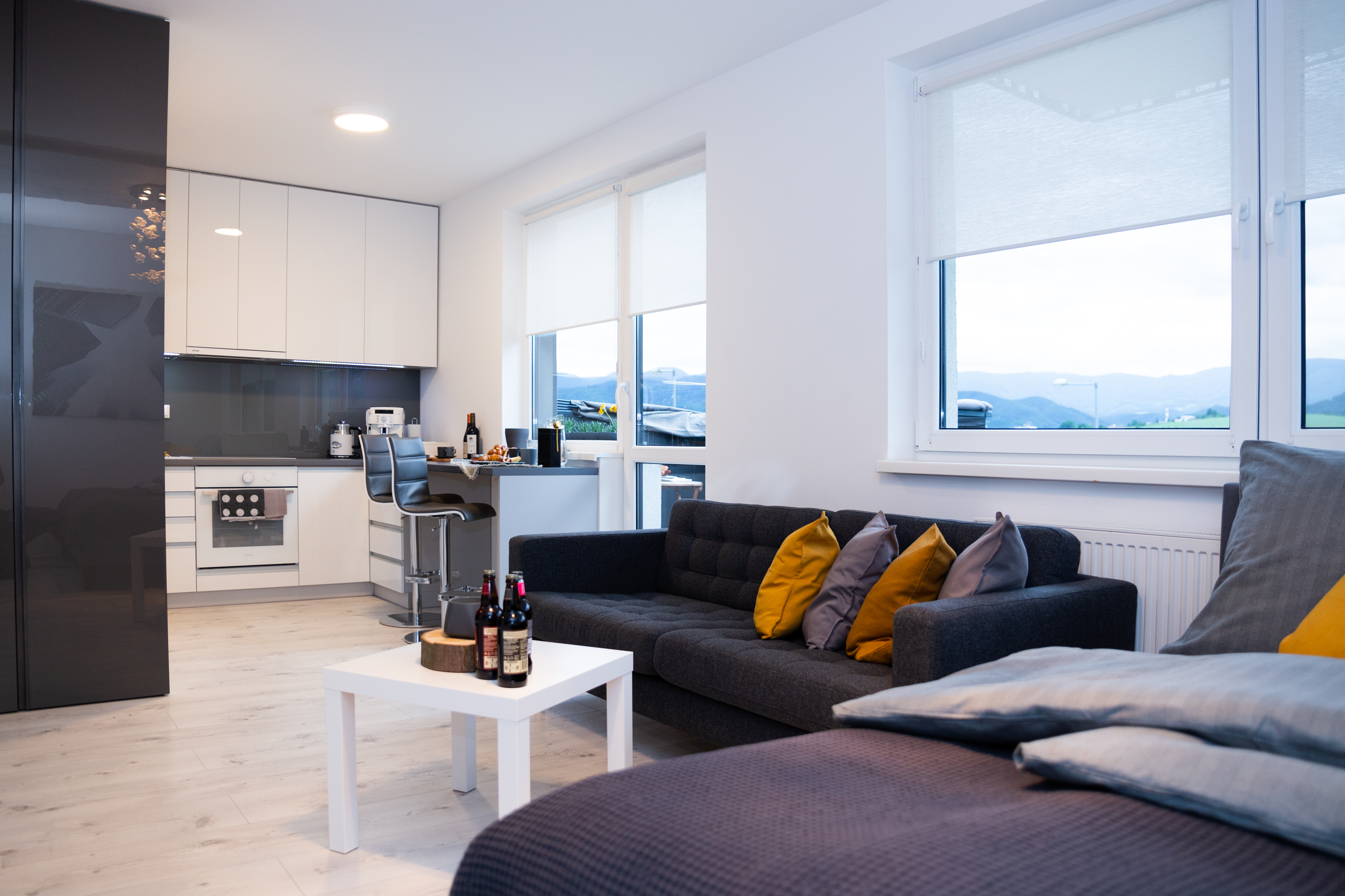Apartment,private parking, balcony, smart check in