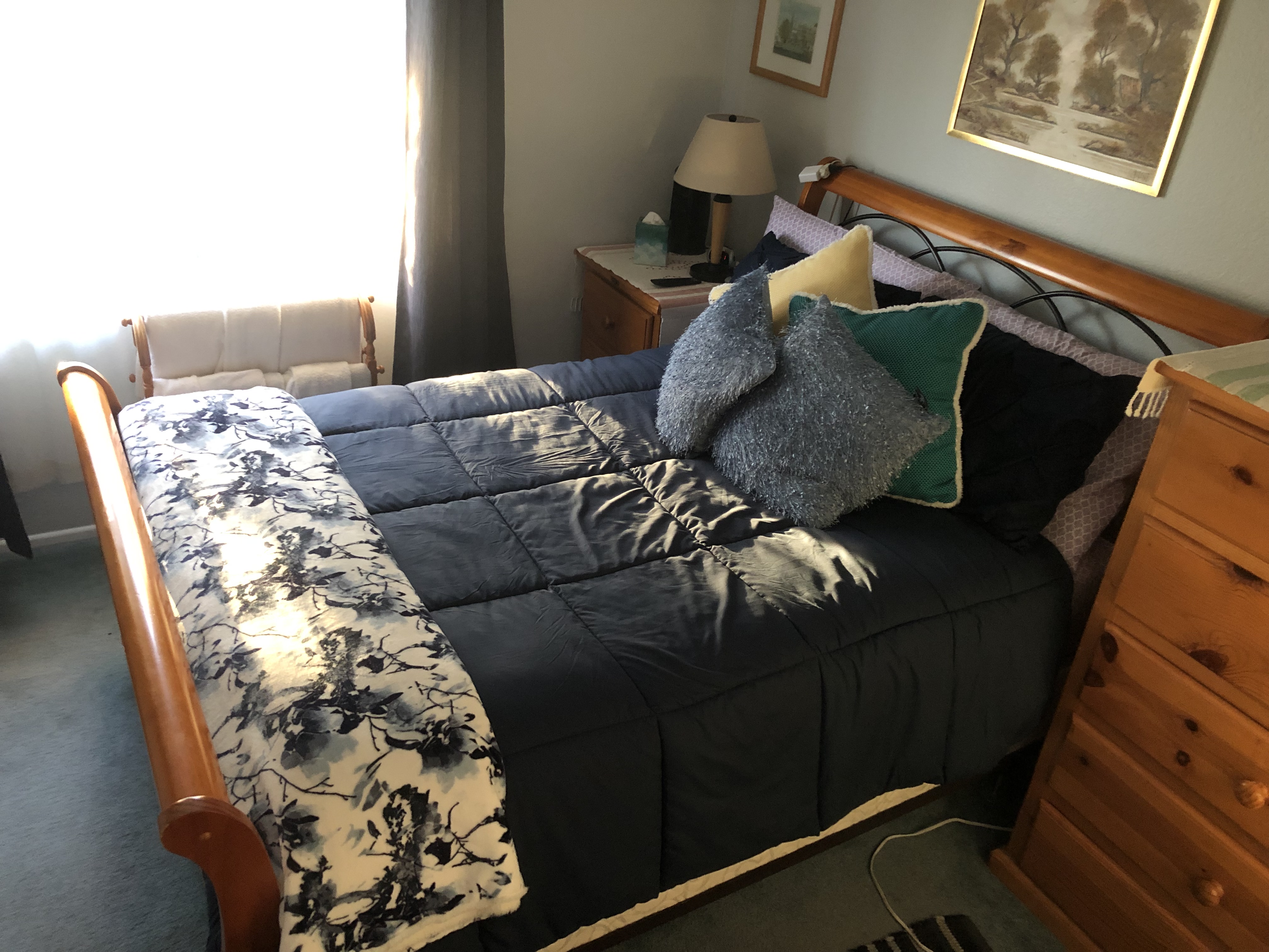 Sunny Room only in town house nr Long Beach… in Lakewood, Los Angeles