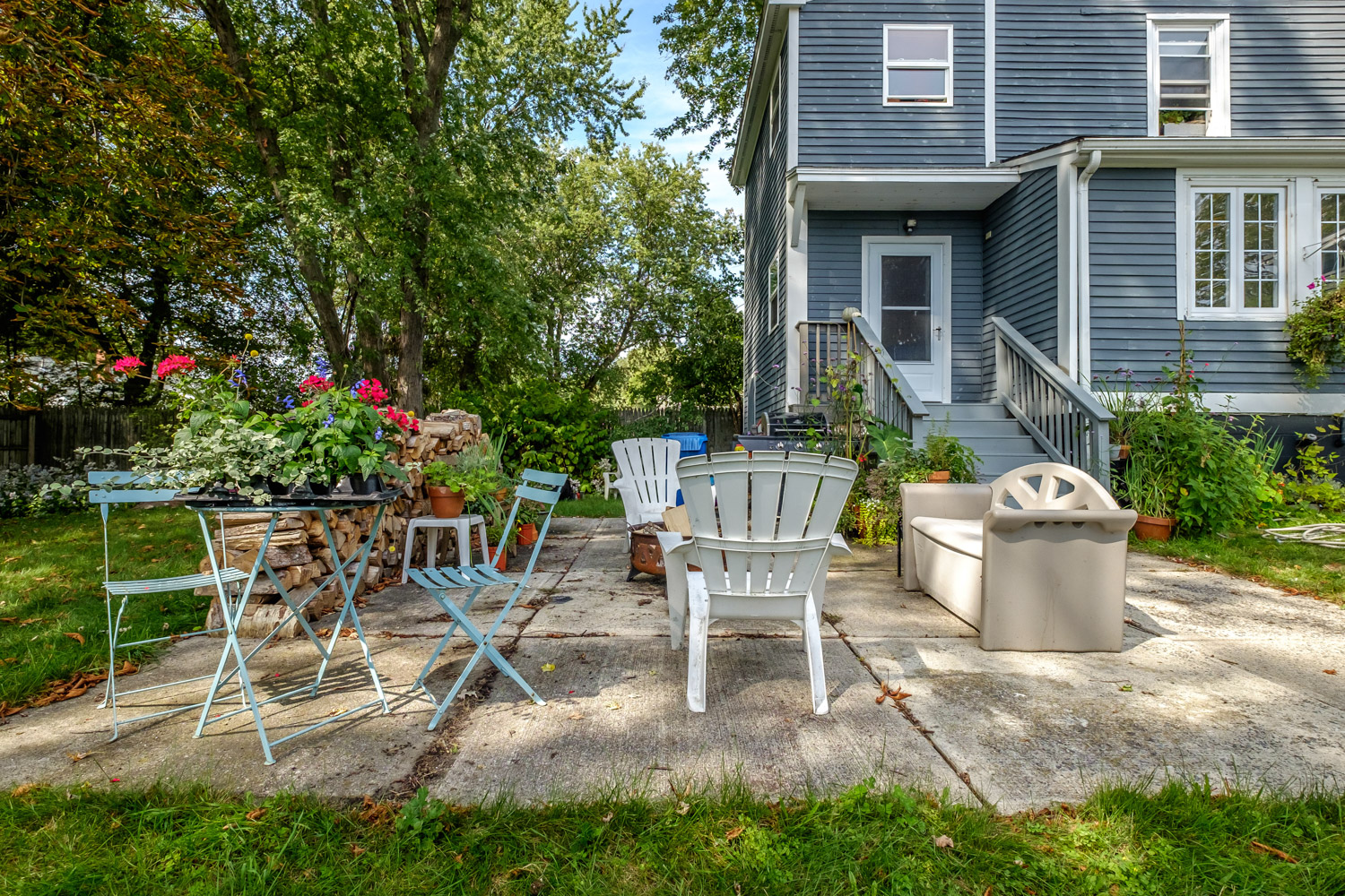 Back Cove Large Sunny 2 Bedroom Condo Apartments for Rent in
