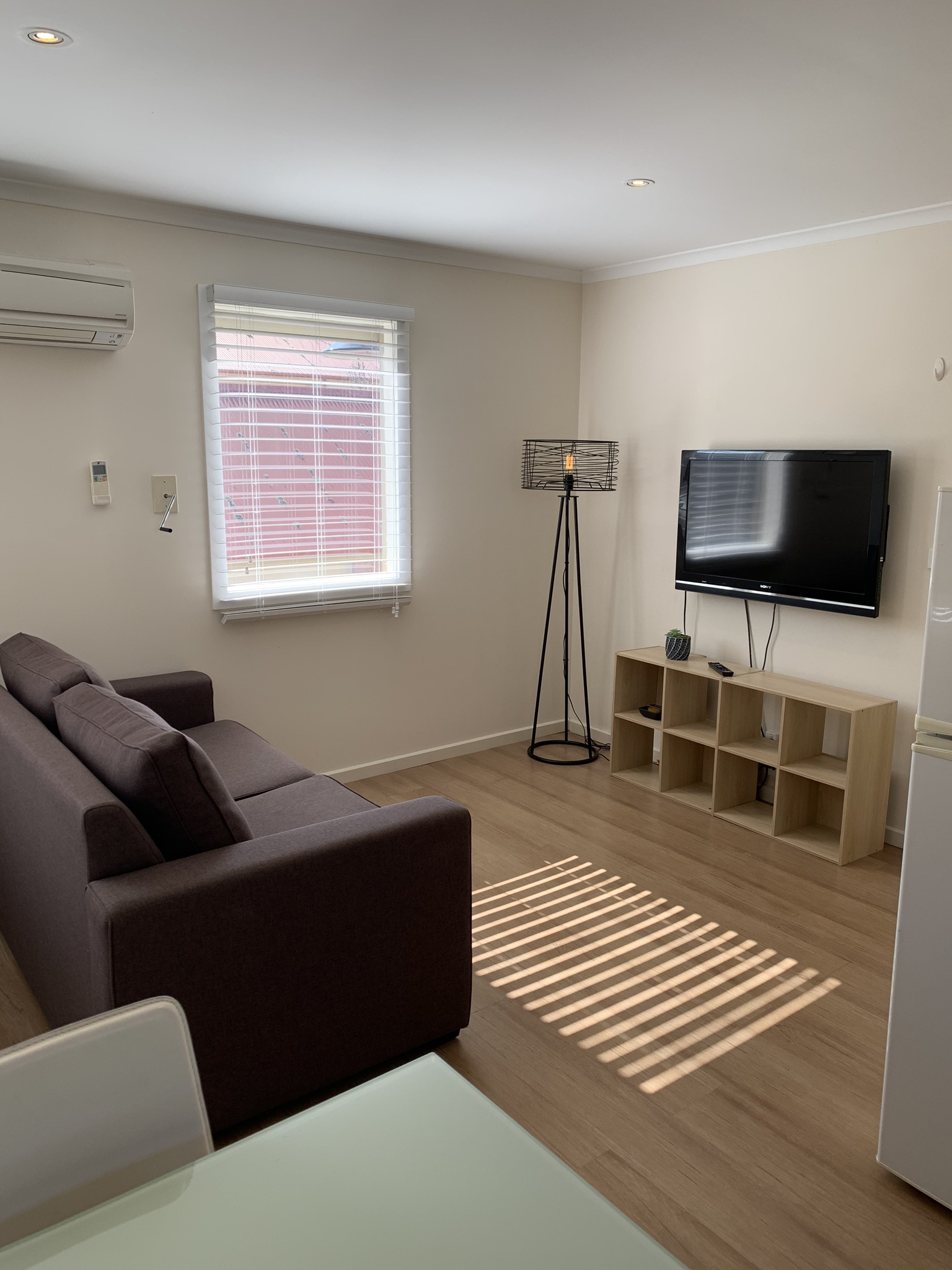 Kensington self contained studio