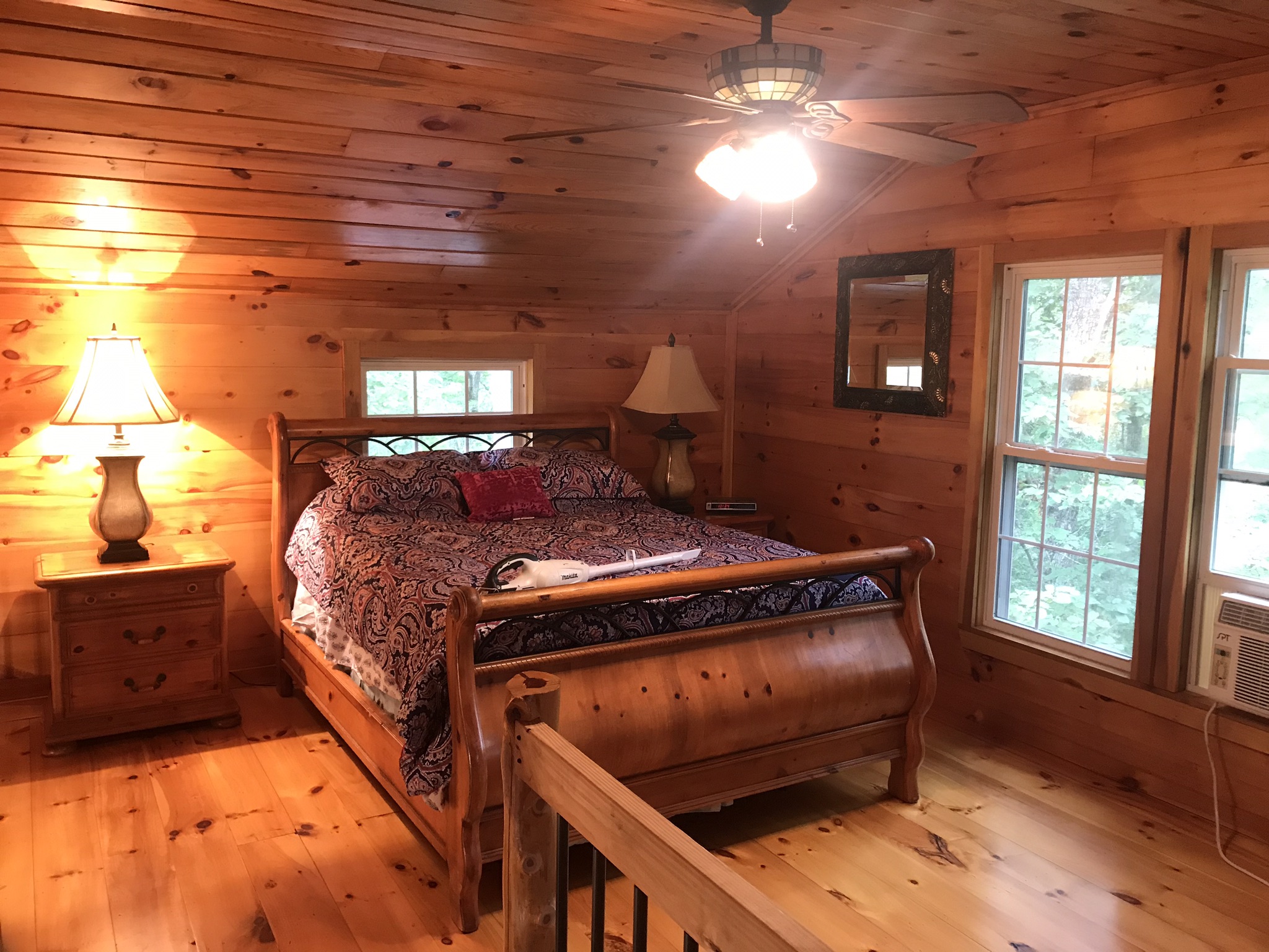 Cabin 20 miles West of Natural Bridge State Park Cabins for Rent in