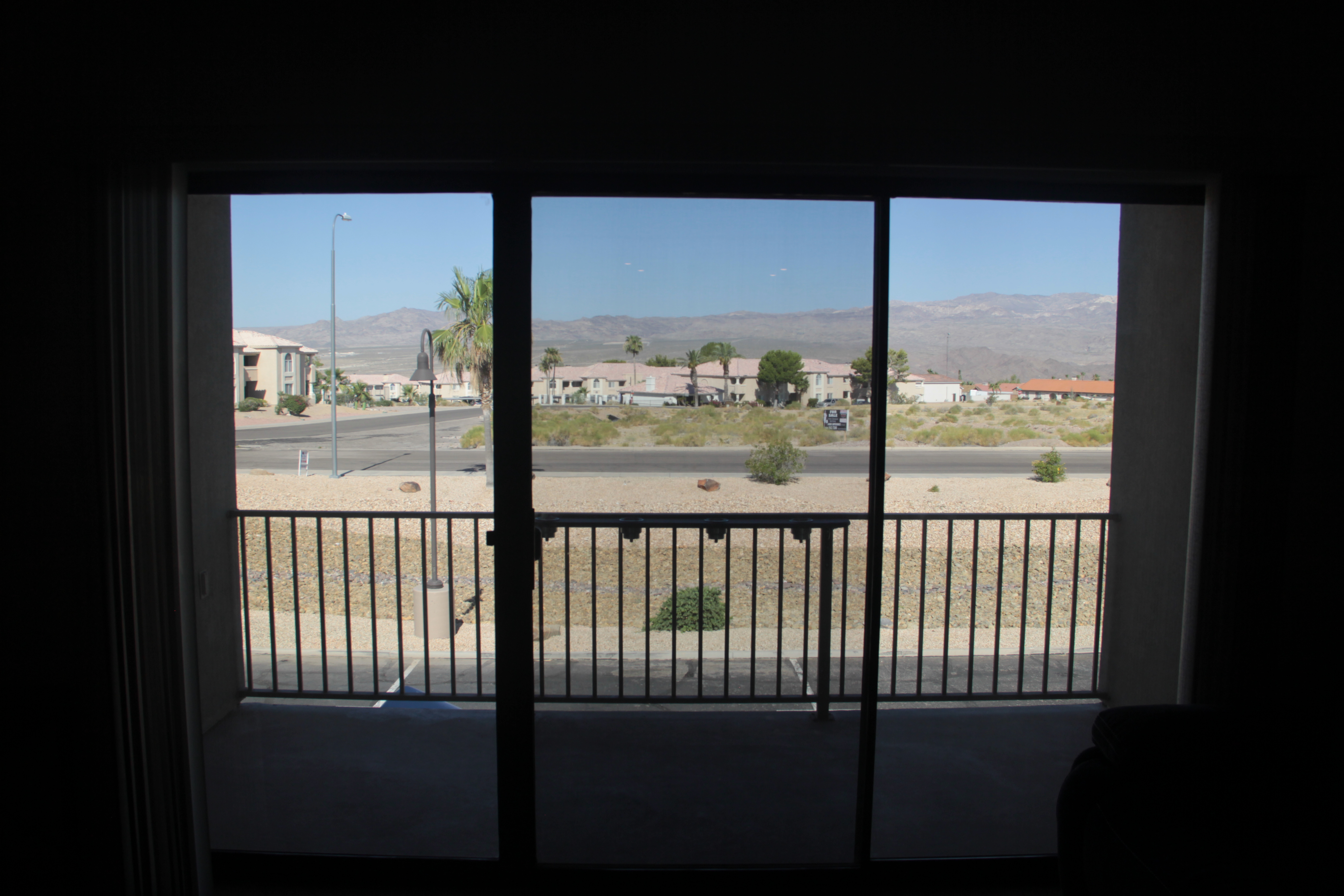 2007 Condo near River, Casinos,  Golf and  Lake!