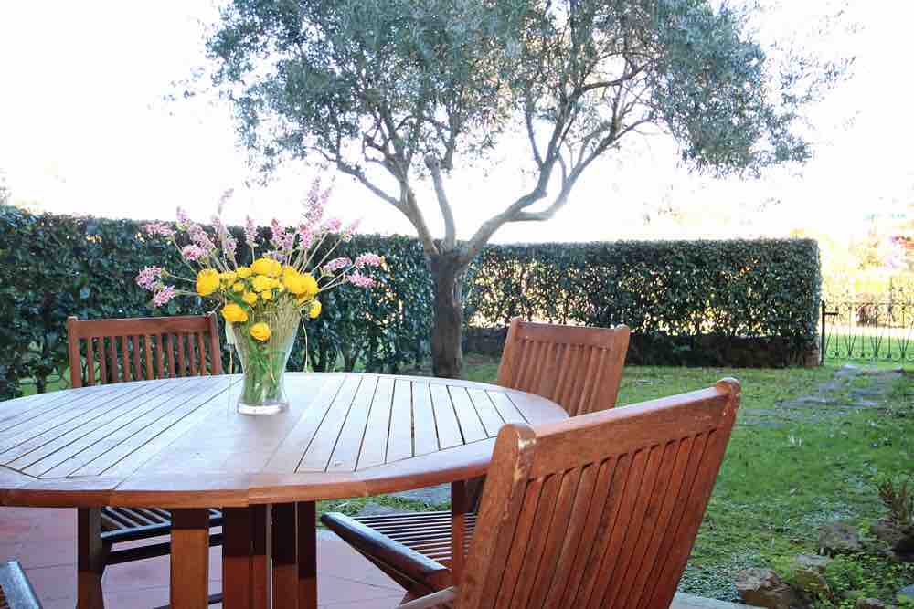 Dolcevita: cozy apartment with patio & garden