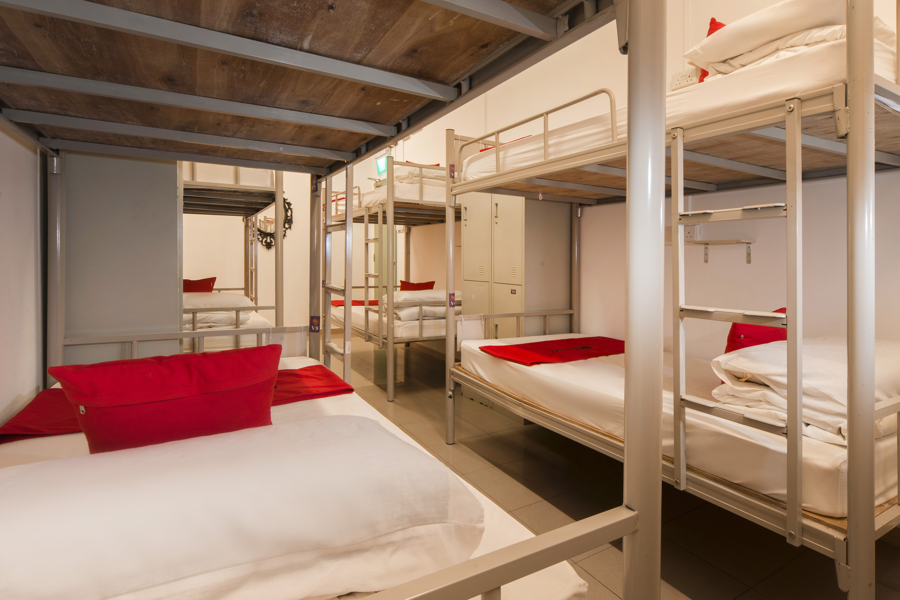 Reddoorz Hostel Kallang Mrt Hostel Untuk Disewakan Di Singapura Singapura