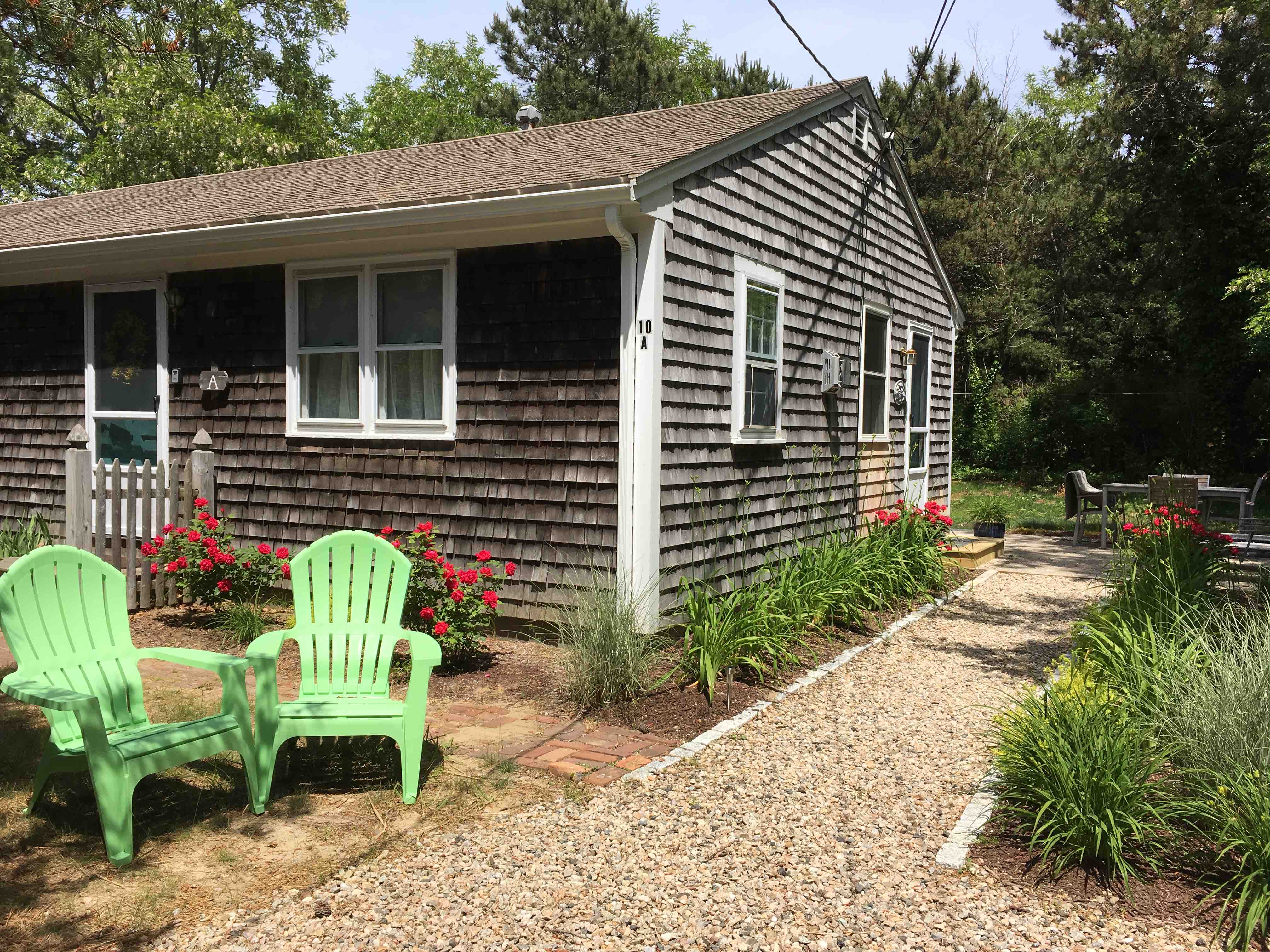 Bay Cottages A - Walk to Beach