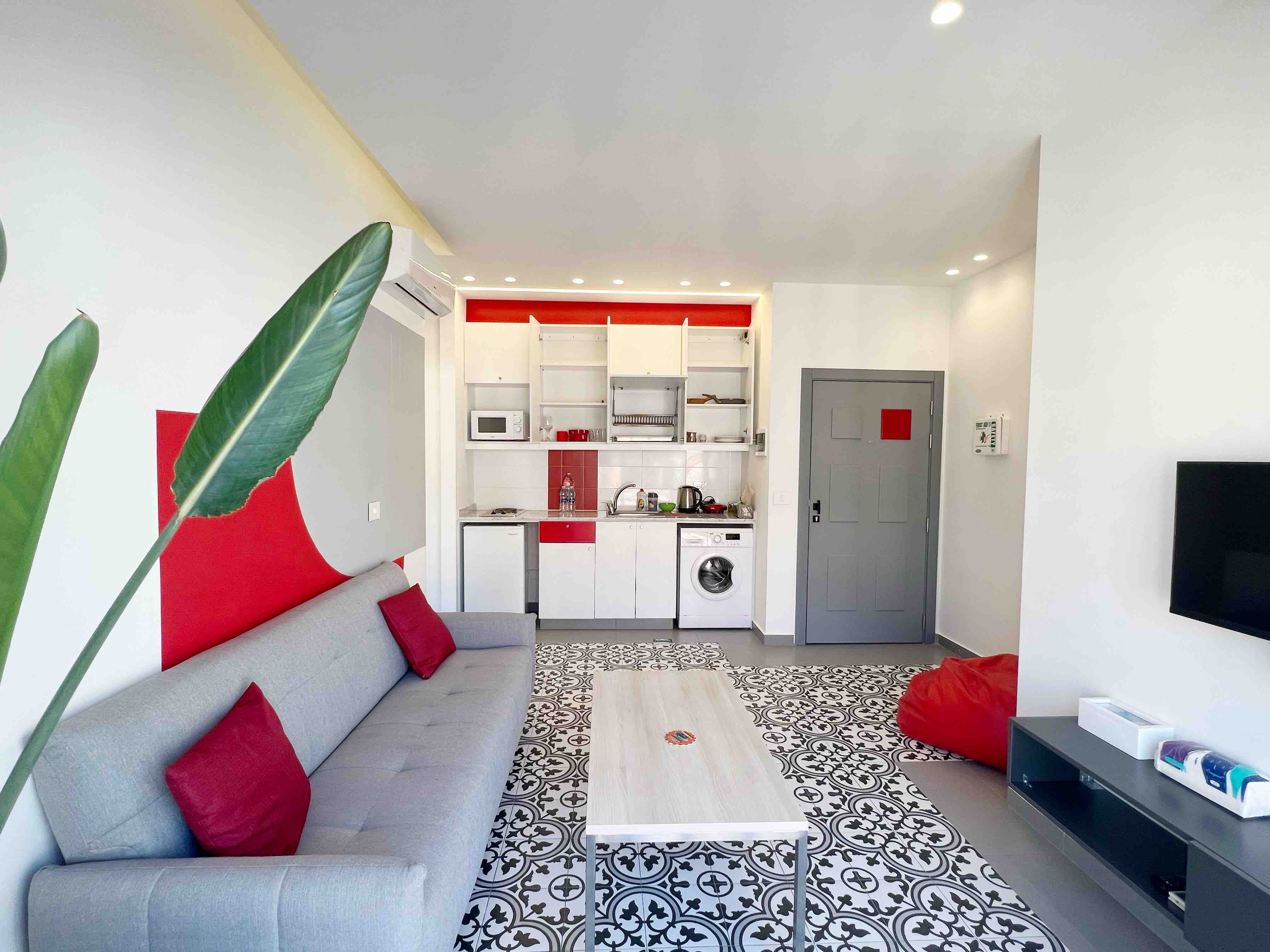 24/24 Elec with Elevator - 5thRed 1BR Apartment