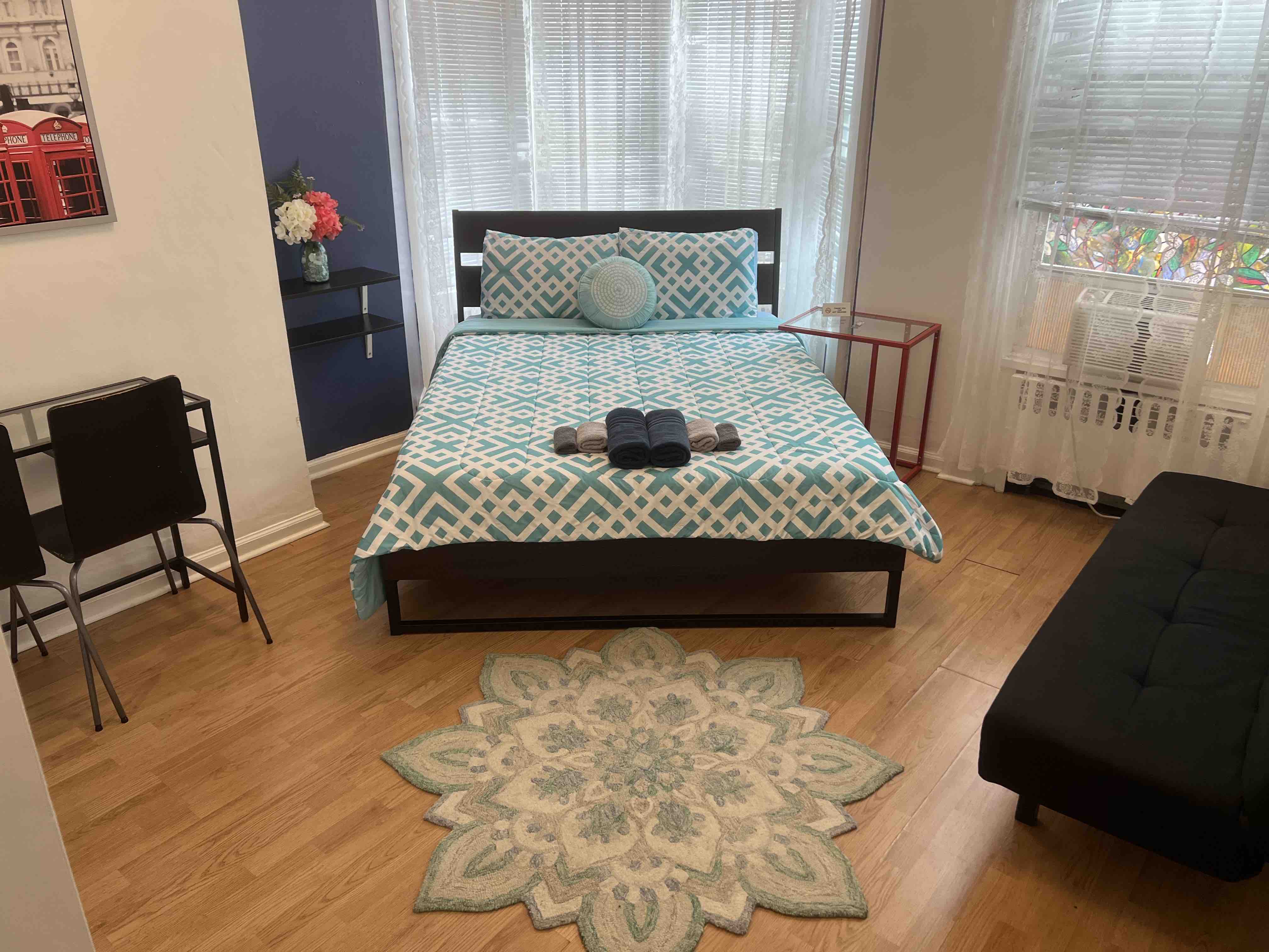 Lovely room for rent with private bathroom in Ward C (councilmember Richard Boggiano), Jersey City