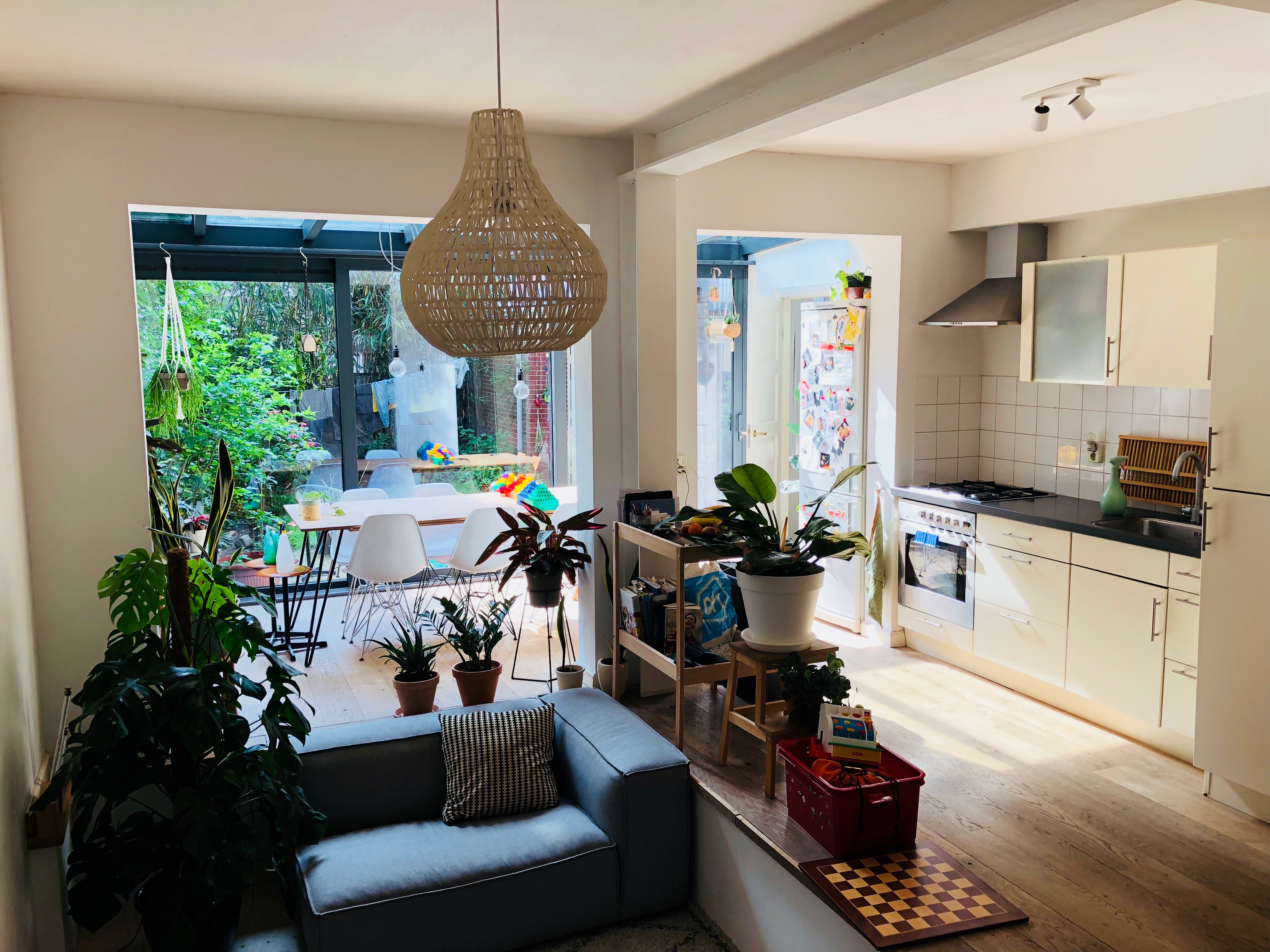 Kid-friendly home with garden in Rivierenbuurt — Amsterdam stay