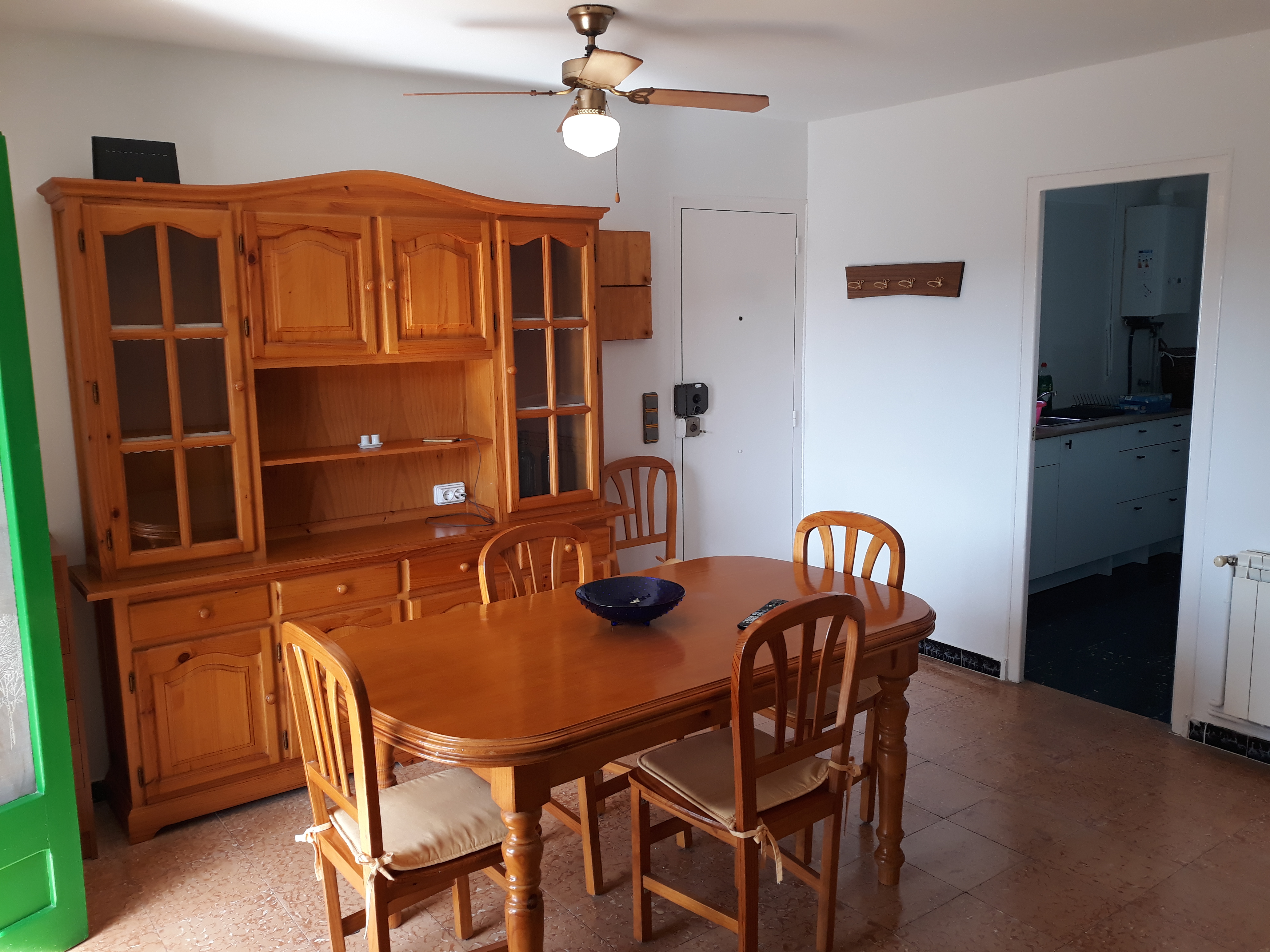 Full apartment 2nd line of sea