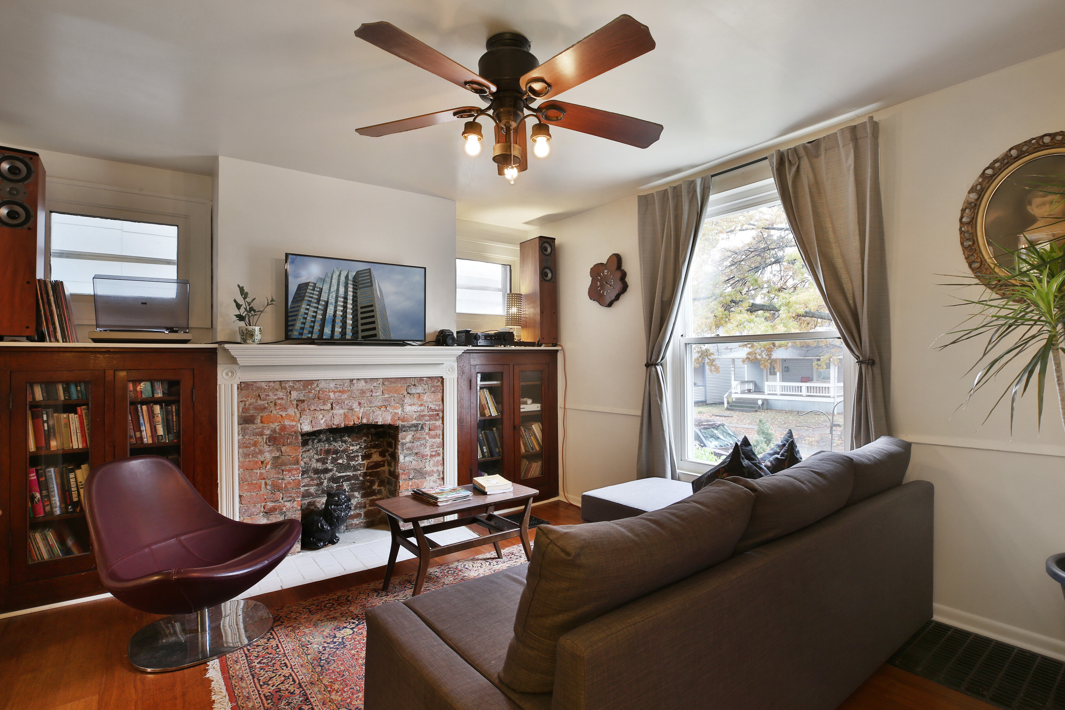 SOHUD townhouse close to OSU/Downtown in Near North/University, Columbus