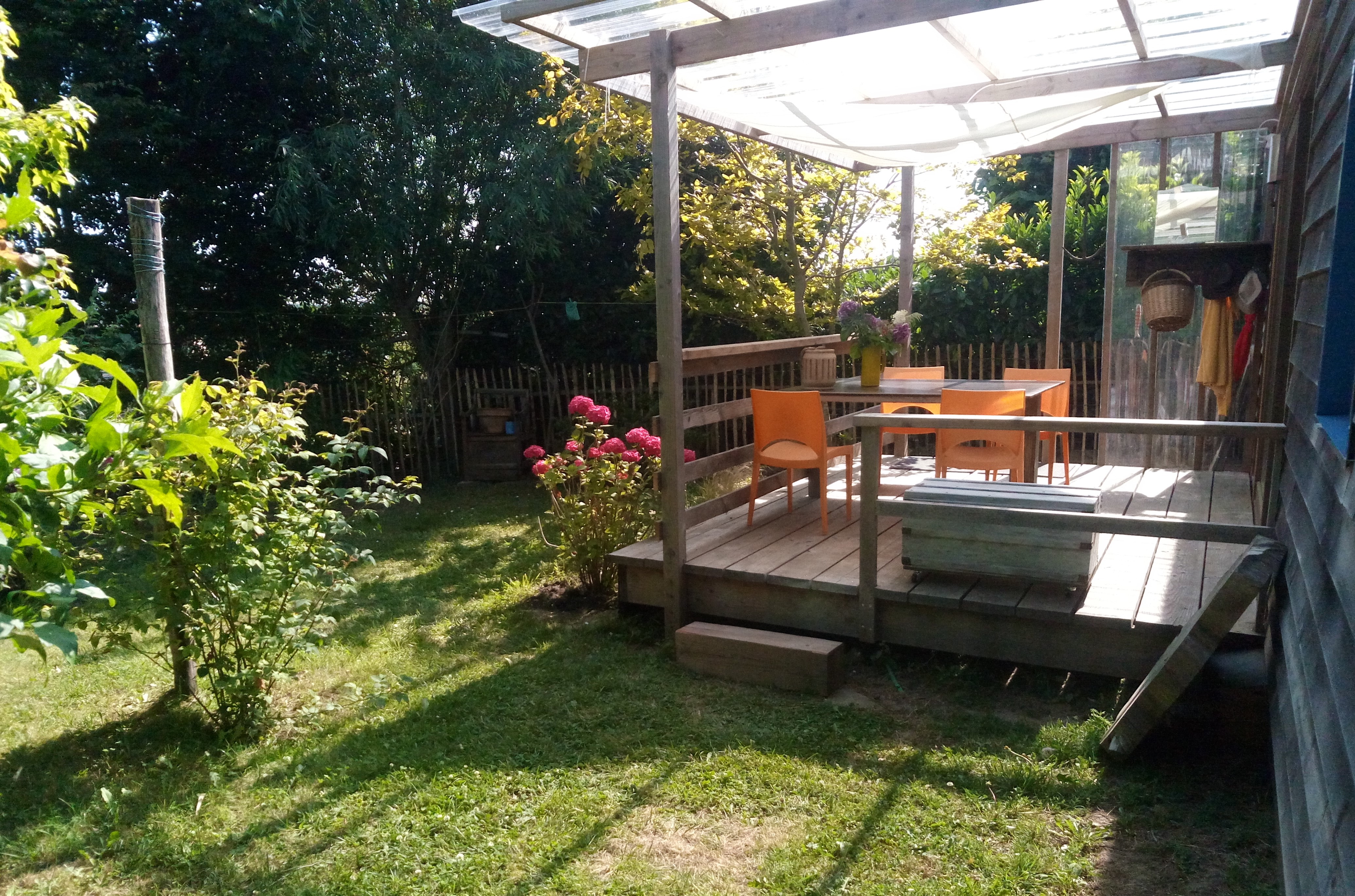 BETWEEN SEA and WOOD- Ecological house bay  paimpol