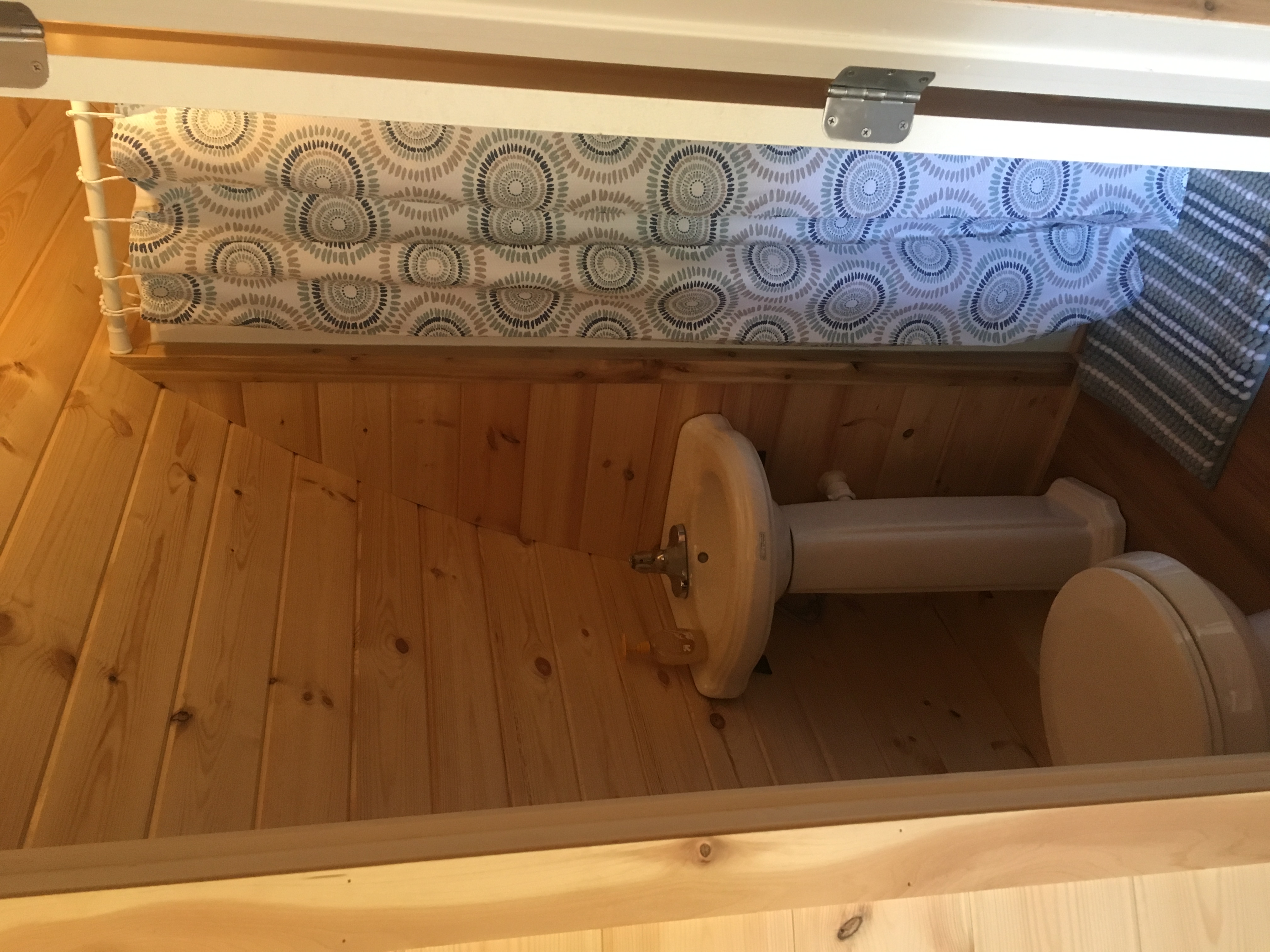 Tiny Cabin at Blowing Springs Park - Tiny houses for Rent in Bella ...