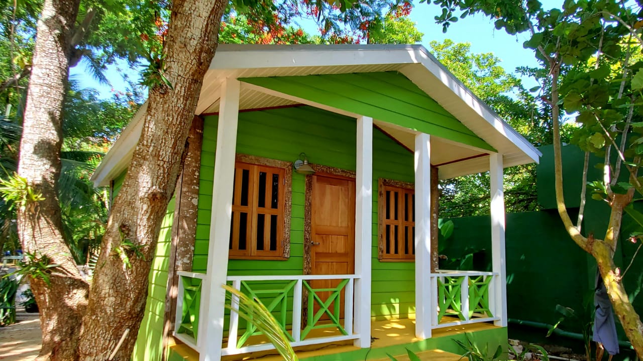 Bak A Yaad Executive Cottage