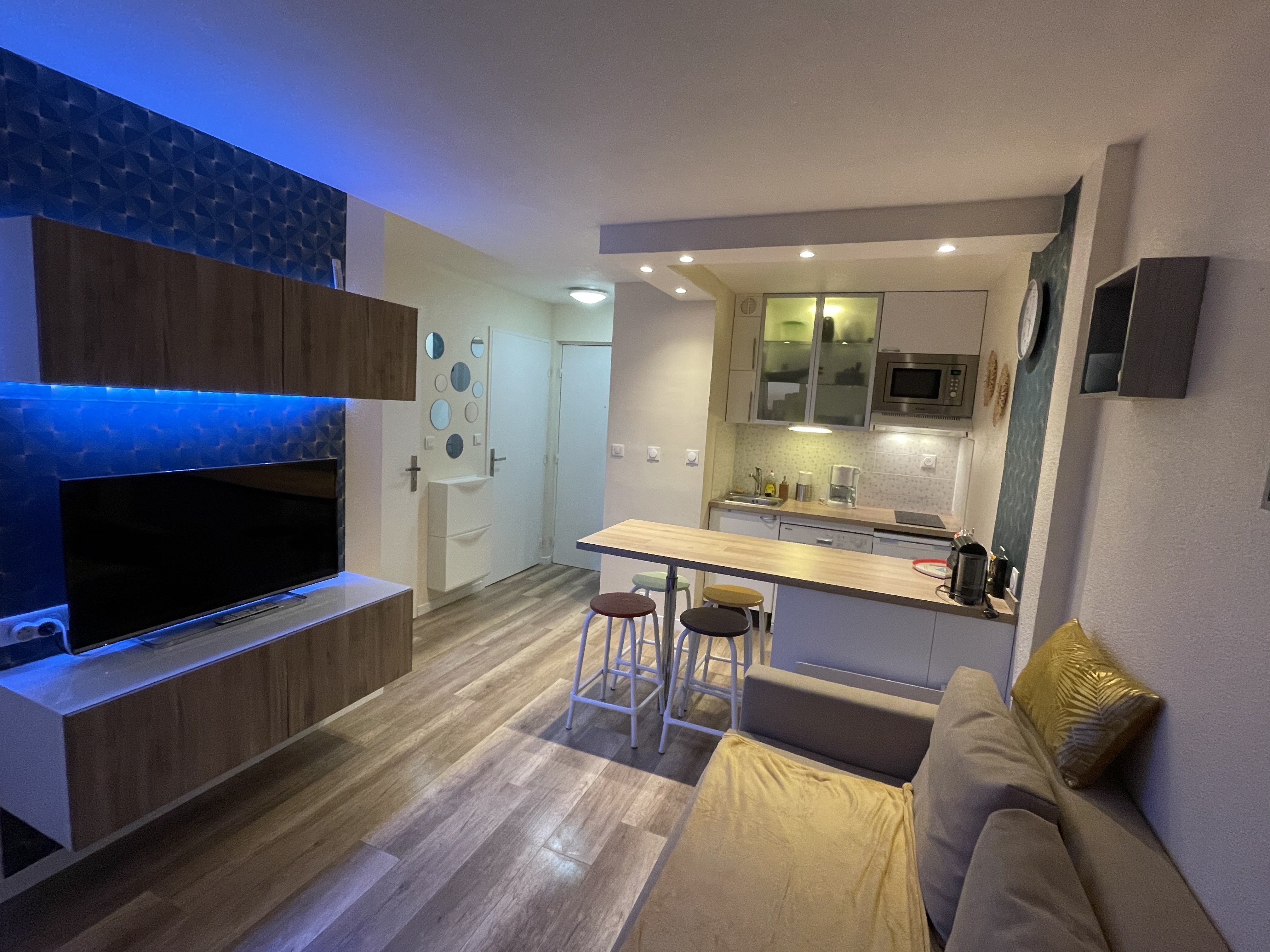 T2 ocean view resident. pierre&vacances with pools