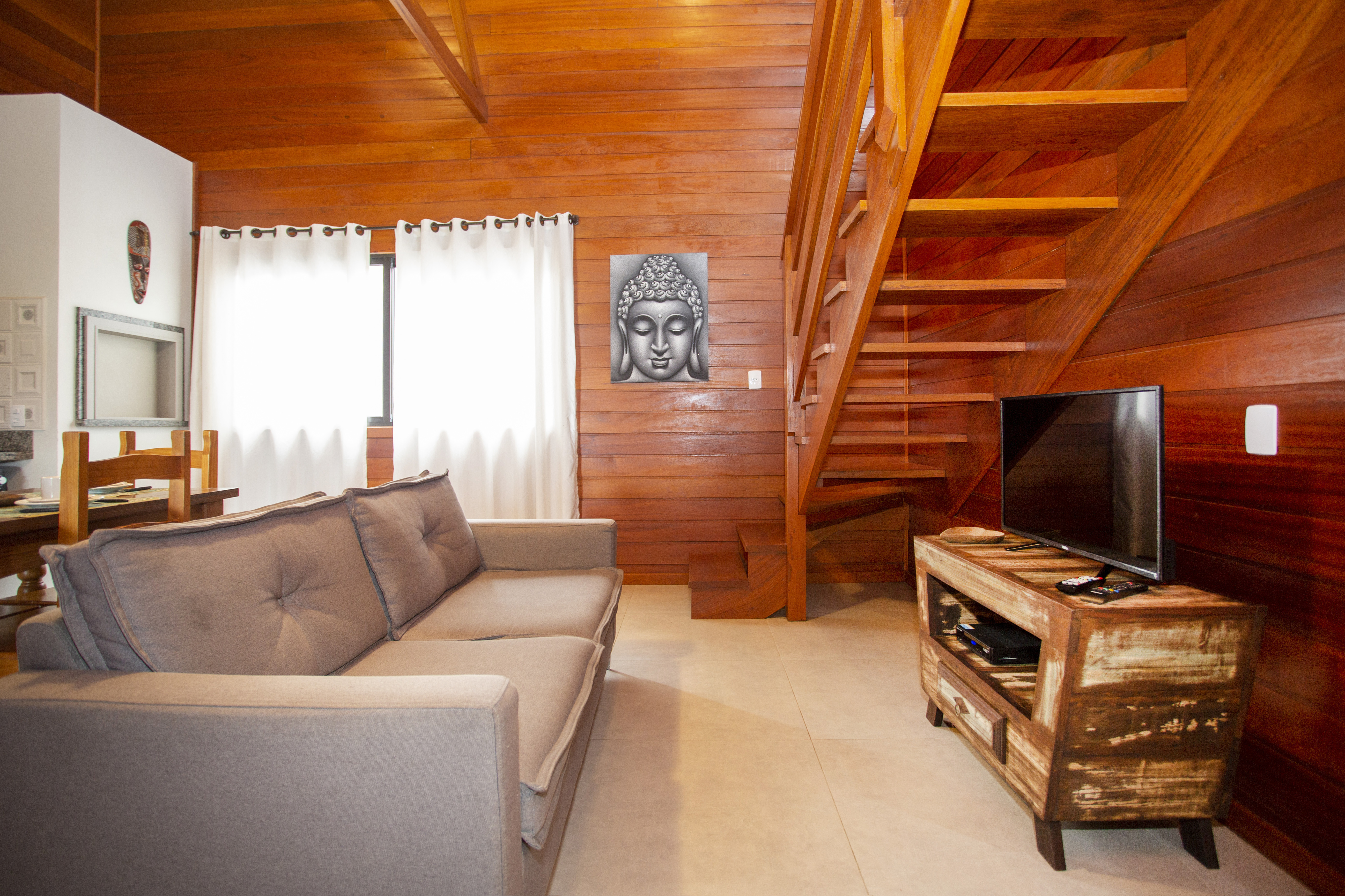 Charm and Comfort Near the Beach, Barra Holiday!