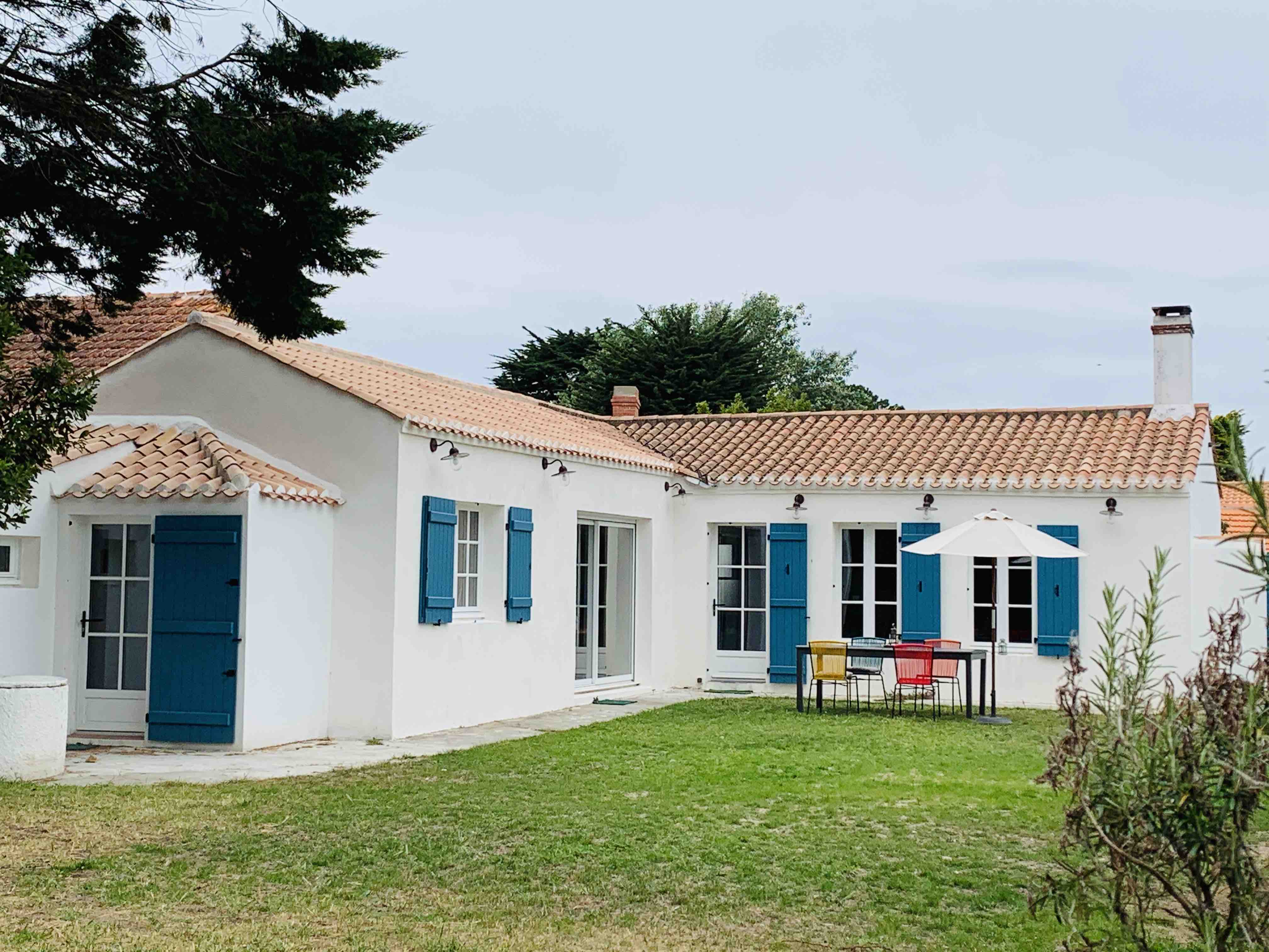 Charming house 300 m beach town, 6 winter 8 summer