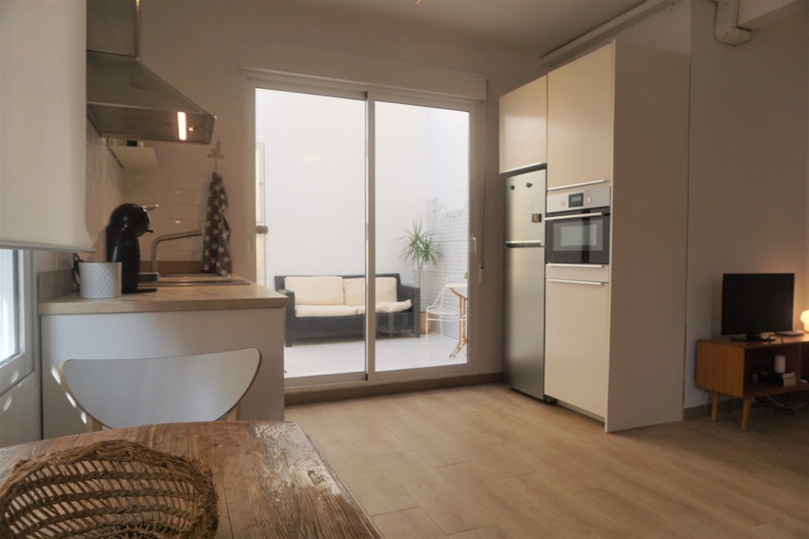Renovated and quiet house in the center