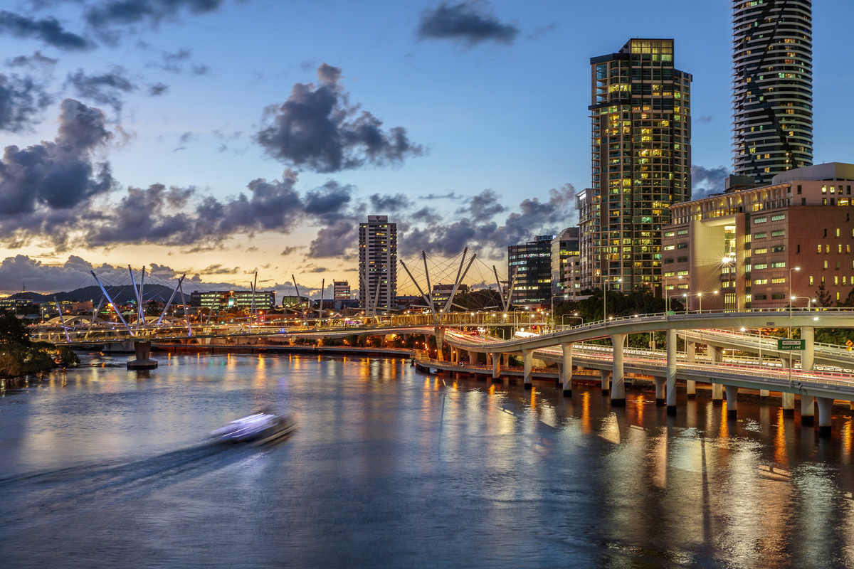 2 Bedroom River View Apartment in Brisbane City, Brisbane