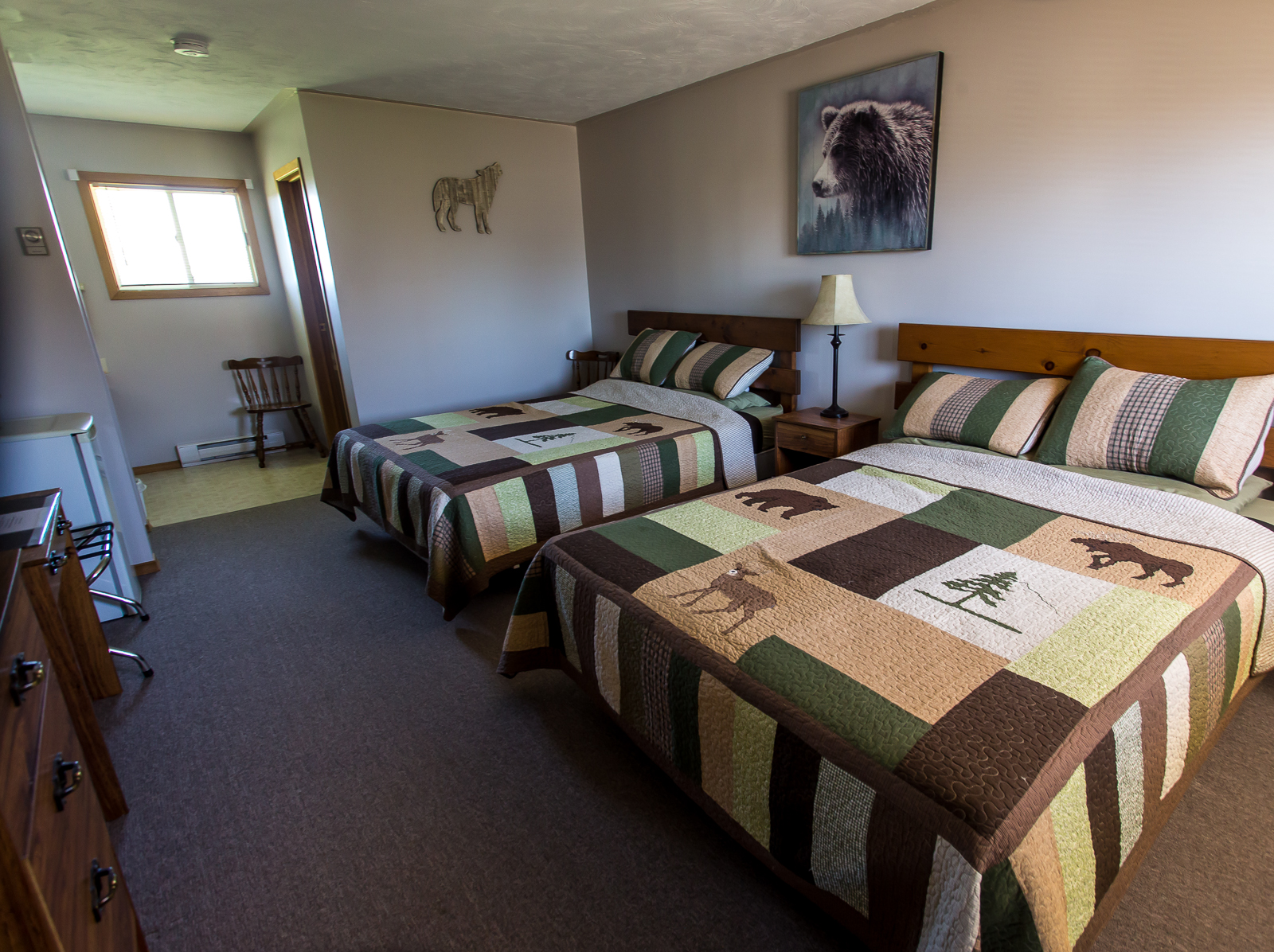 Bear Tracks Inn - Lion's Head, Canada | Airbnb - Airbnb