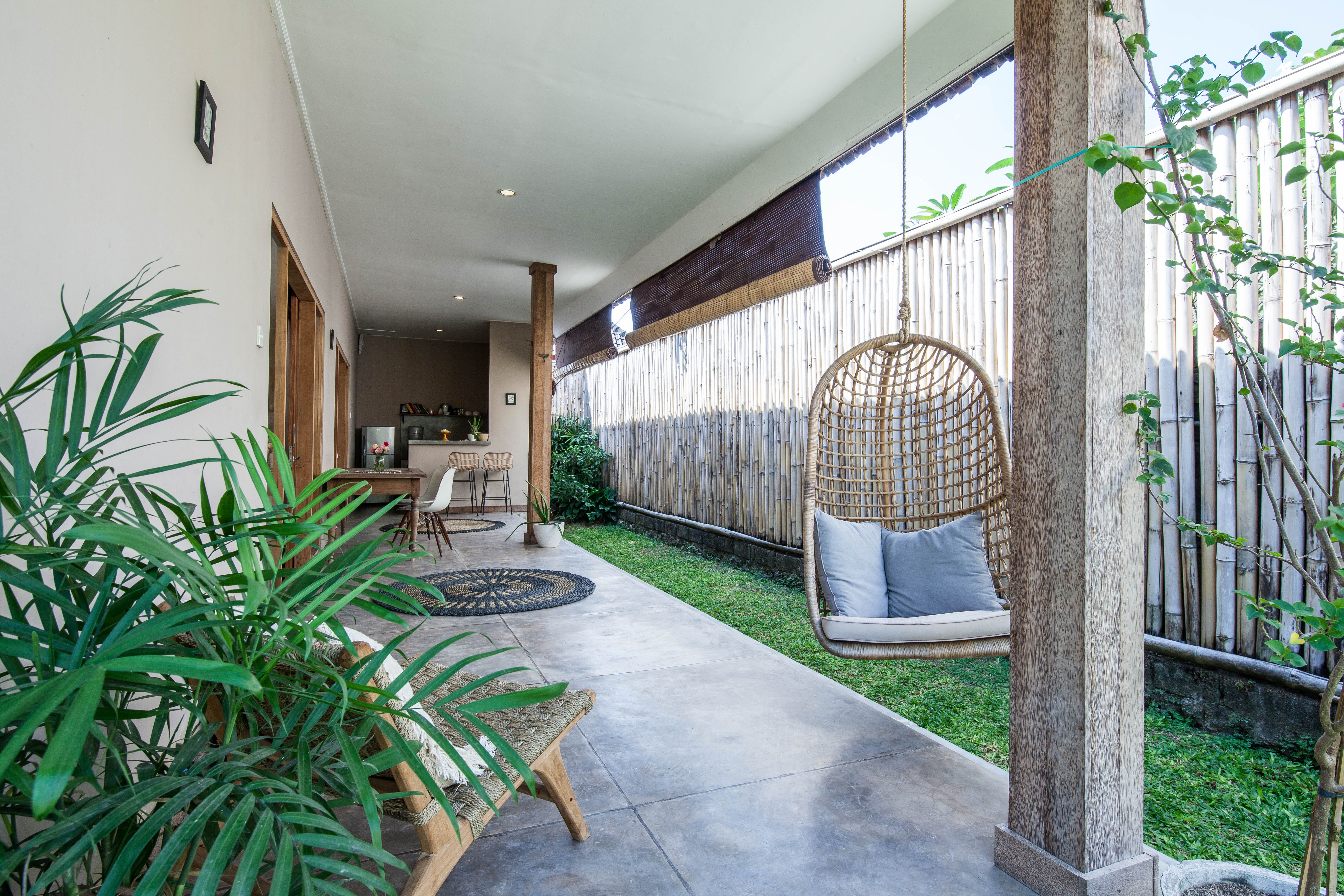 Rumah Dewa: Cozy 2br 700m from the Beach.