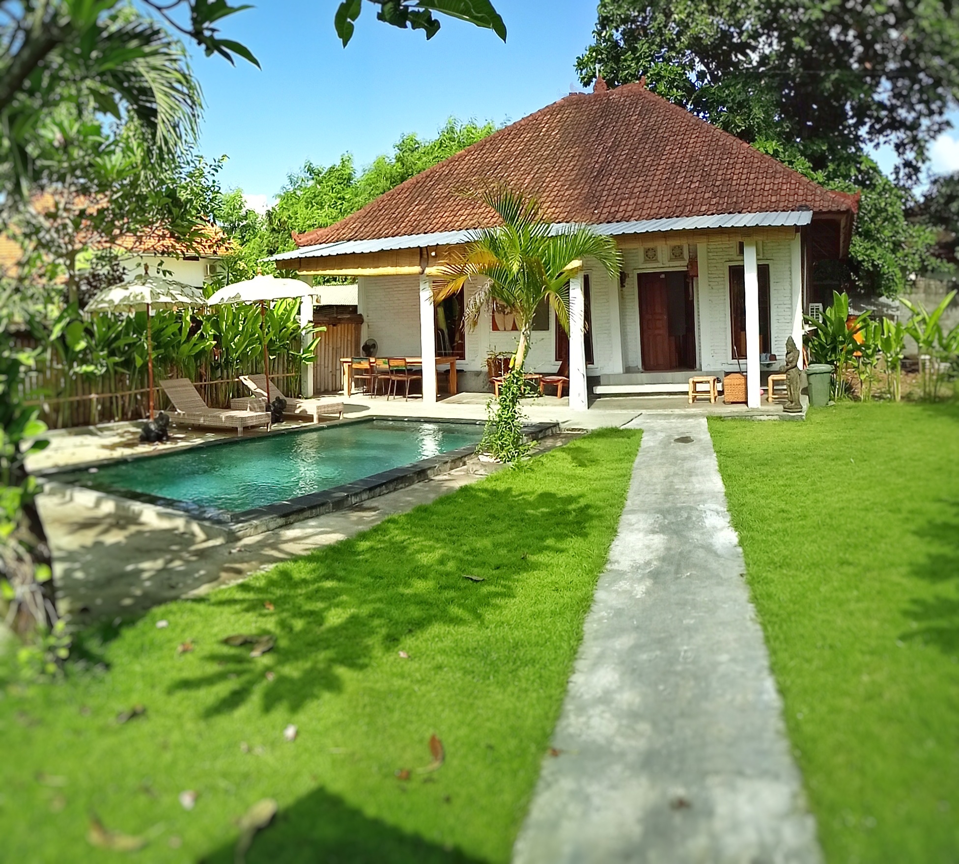 2 Schlafzimmer Haus In Kuta Perfekte Lage Bungalows Zur Miete In Kuta Bali Indonesien