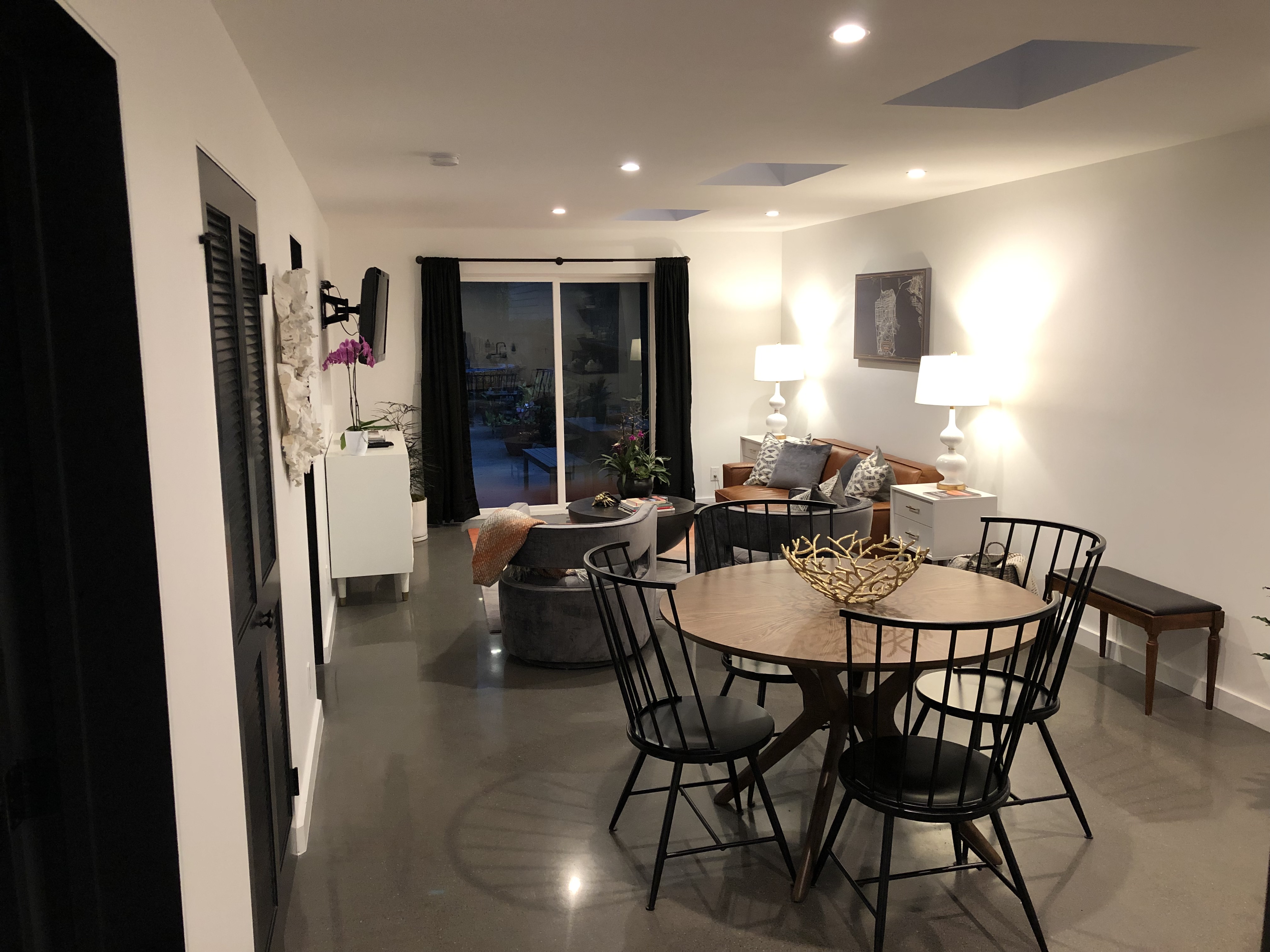 Sunset Suite Retreat