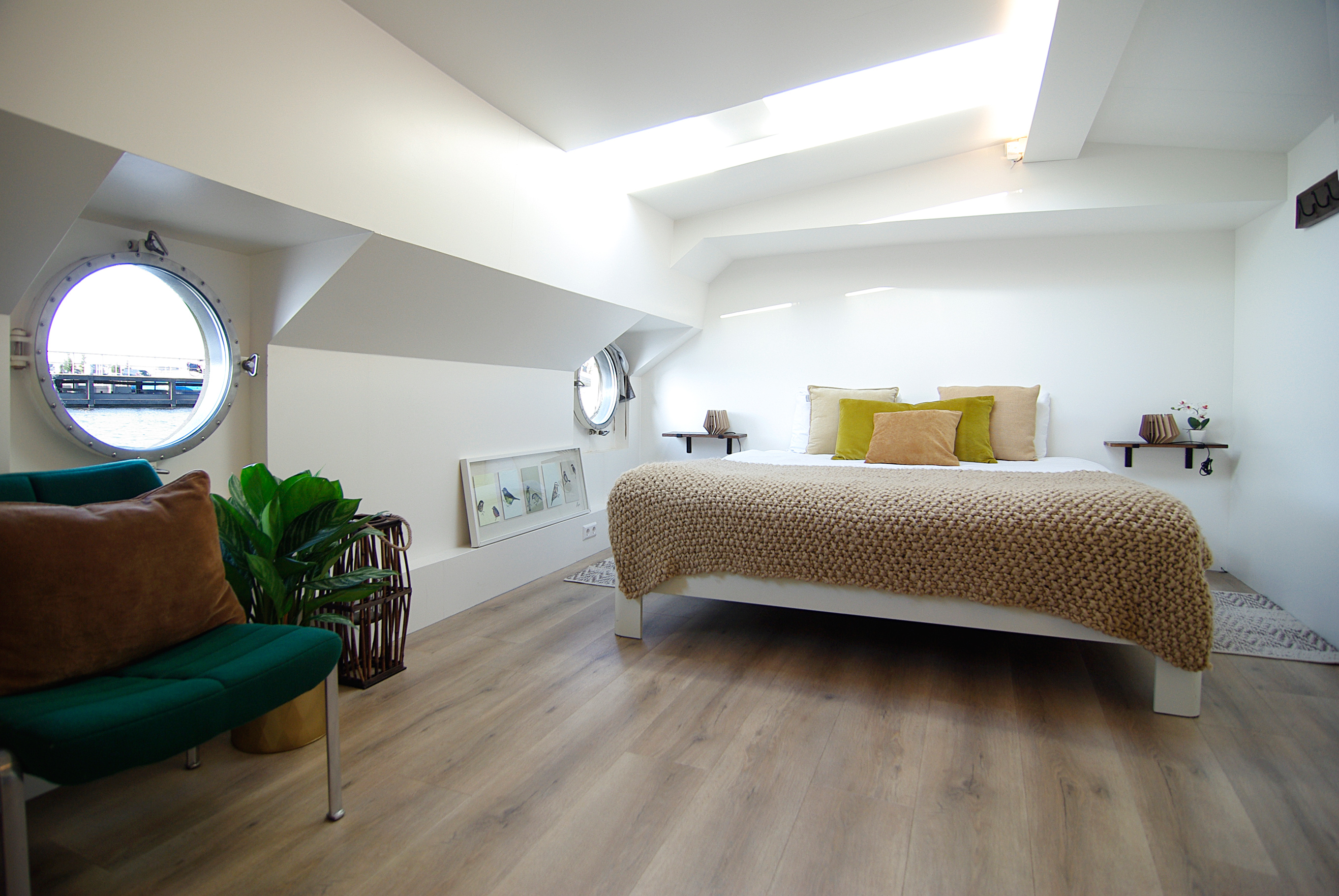 Central & Modern Studio on Eco-Houseboat! — Amsterdam stay