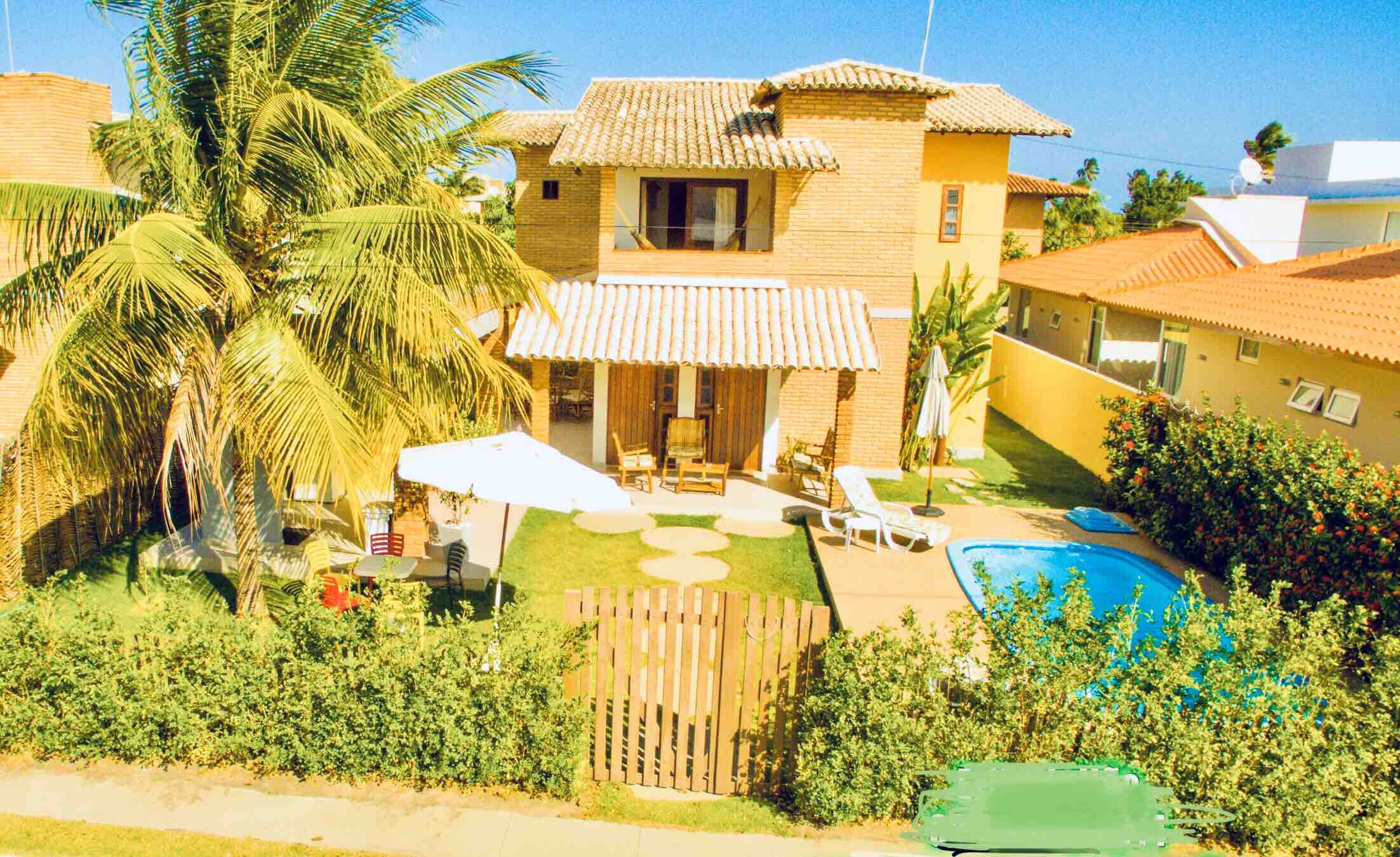 Linda casa c/piscina perto da praia e do Hibiscus Casas para Alugar