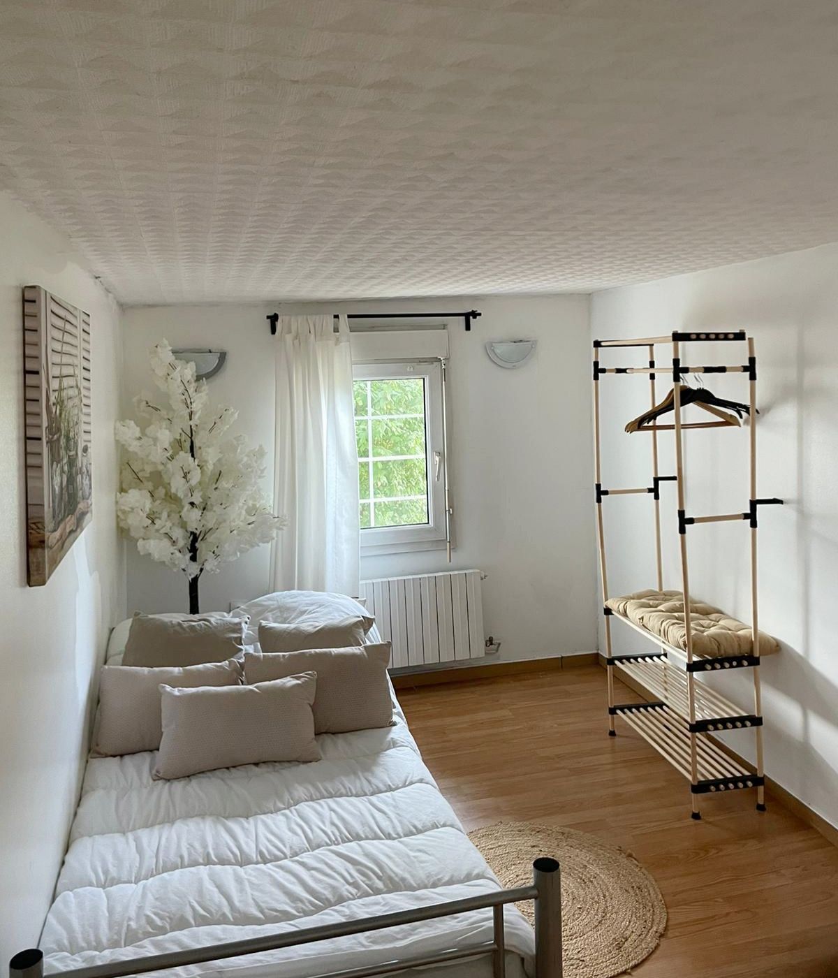 Beautiful apartment with garden