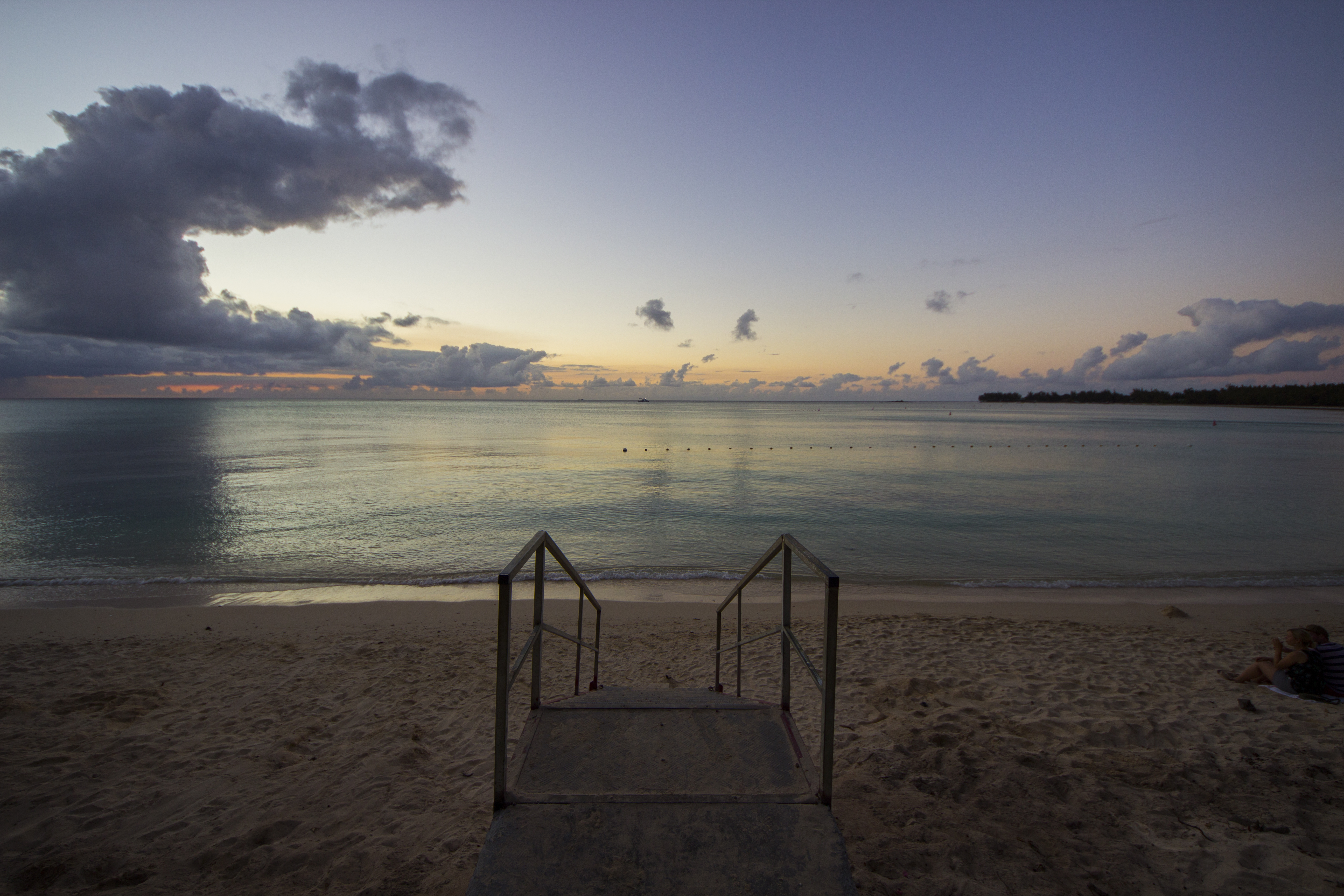 Modern Gf Apartment Trou Aux Biches Mont Choisy Appartements Avec Services Hoteliers A Louer A Trou Aux Biches Maurice