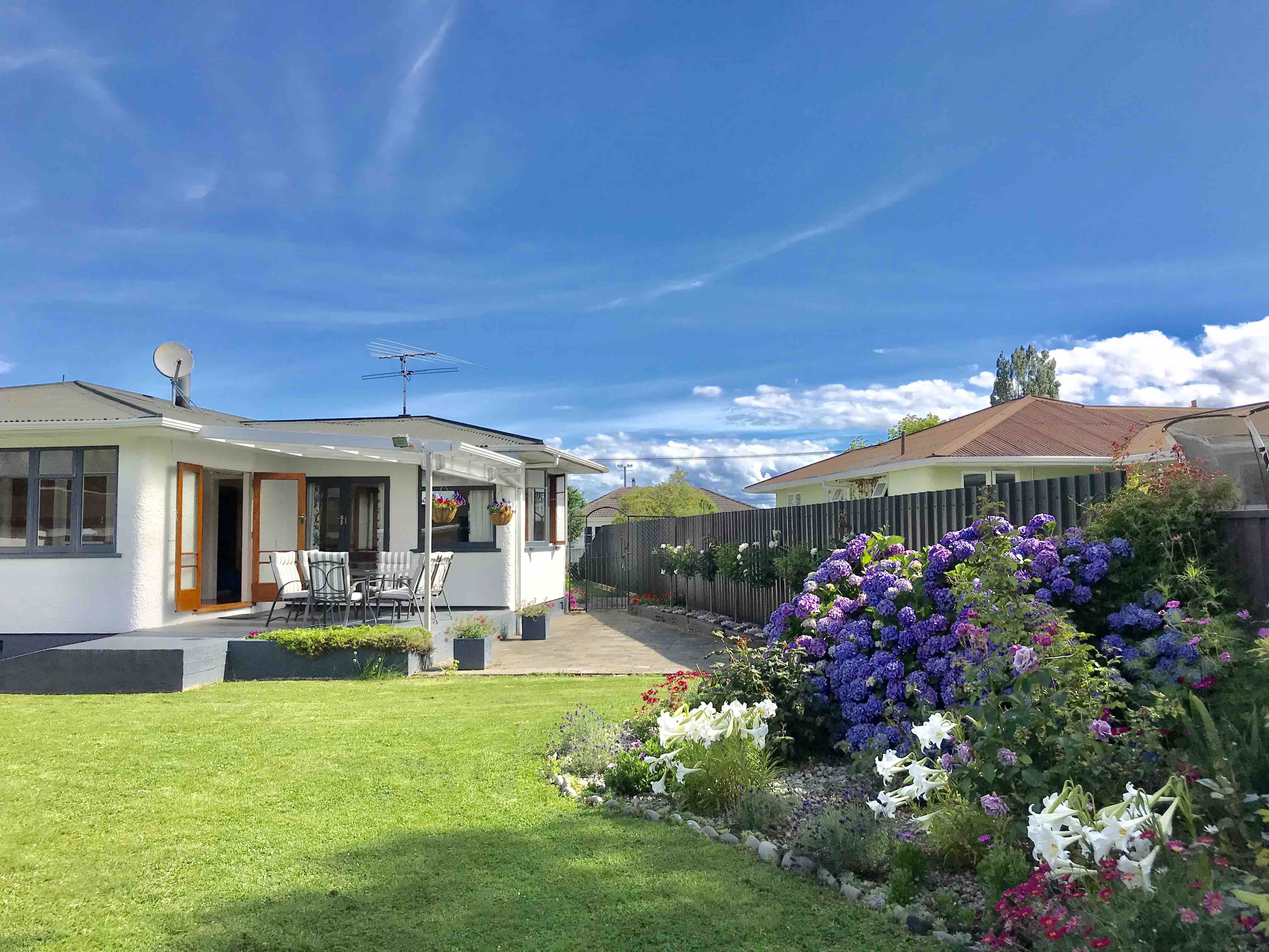 Quiet Central House in Motueka w/Kid's Playground