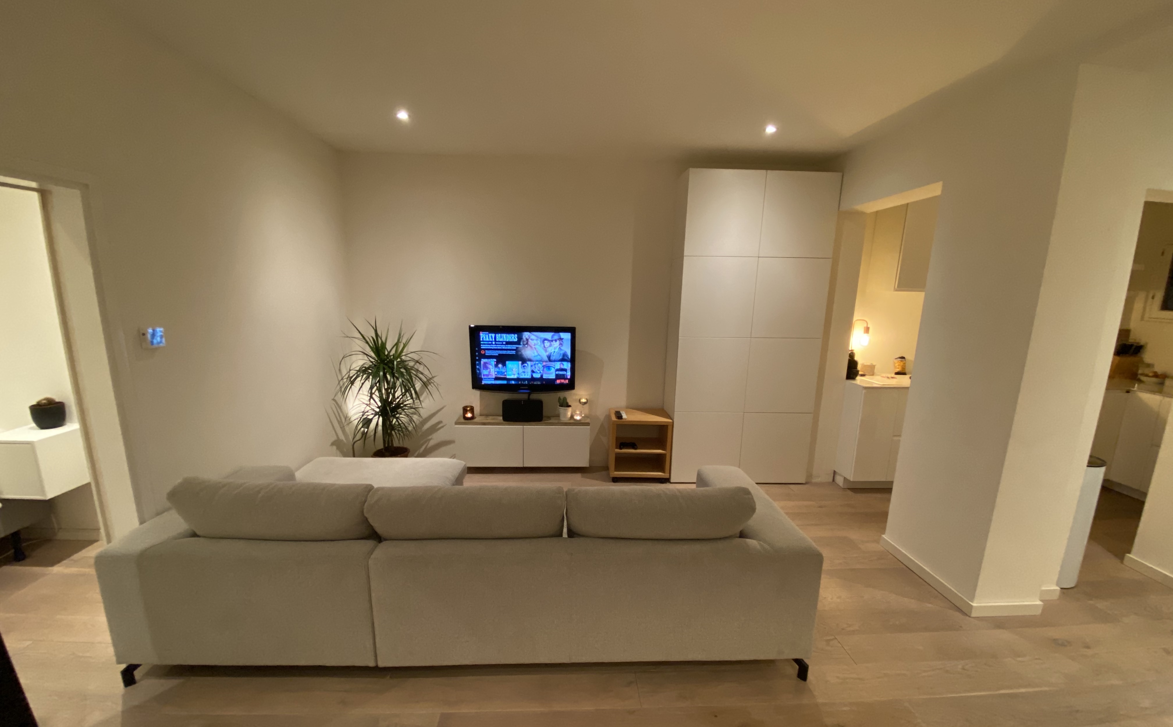 Luxury central Jordaan apartment with garden — Amsterdam stay