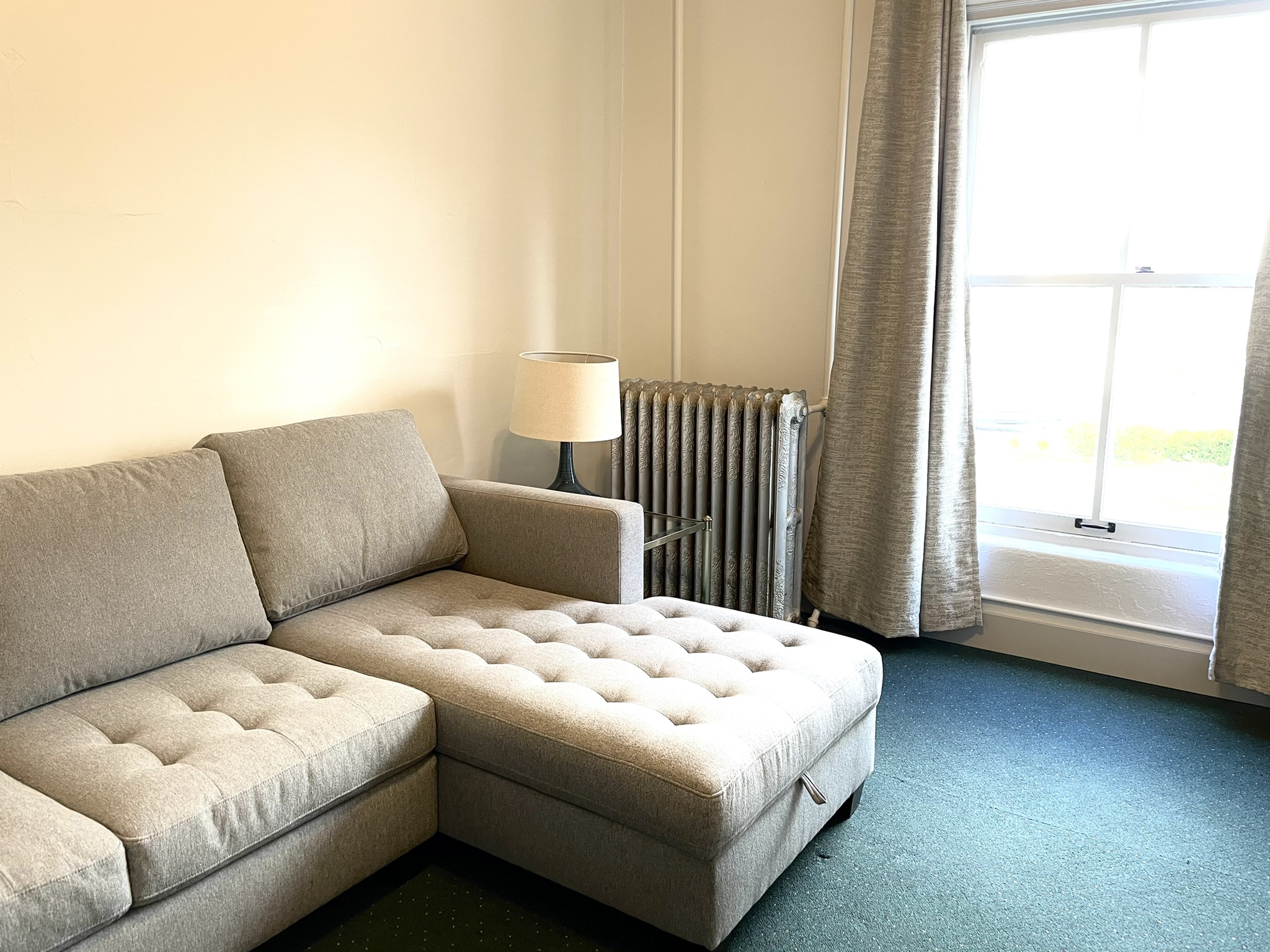 Rm. 203 Historic Hot Springs in La Grande Boutique hotels for Rent