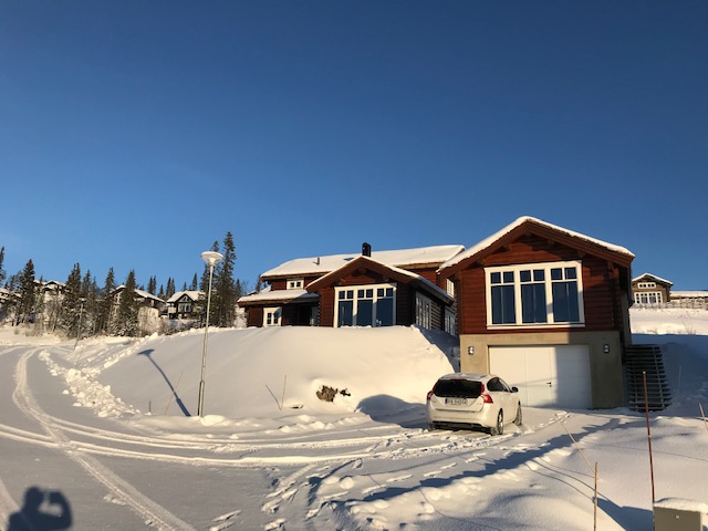 Ski in/out annex with beautiful view