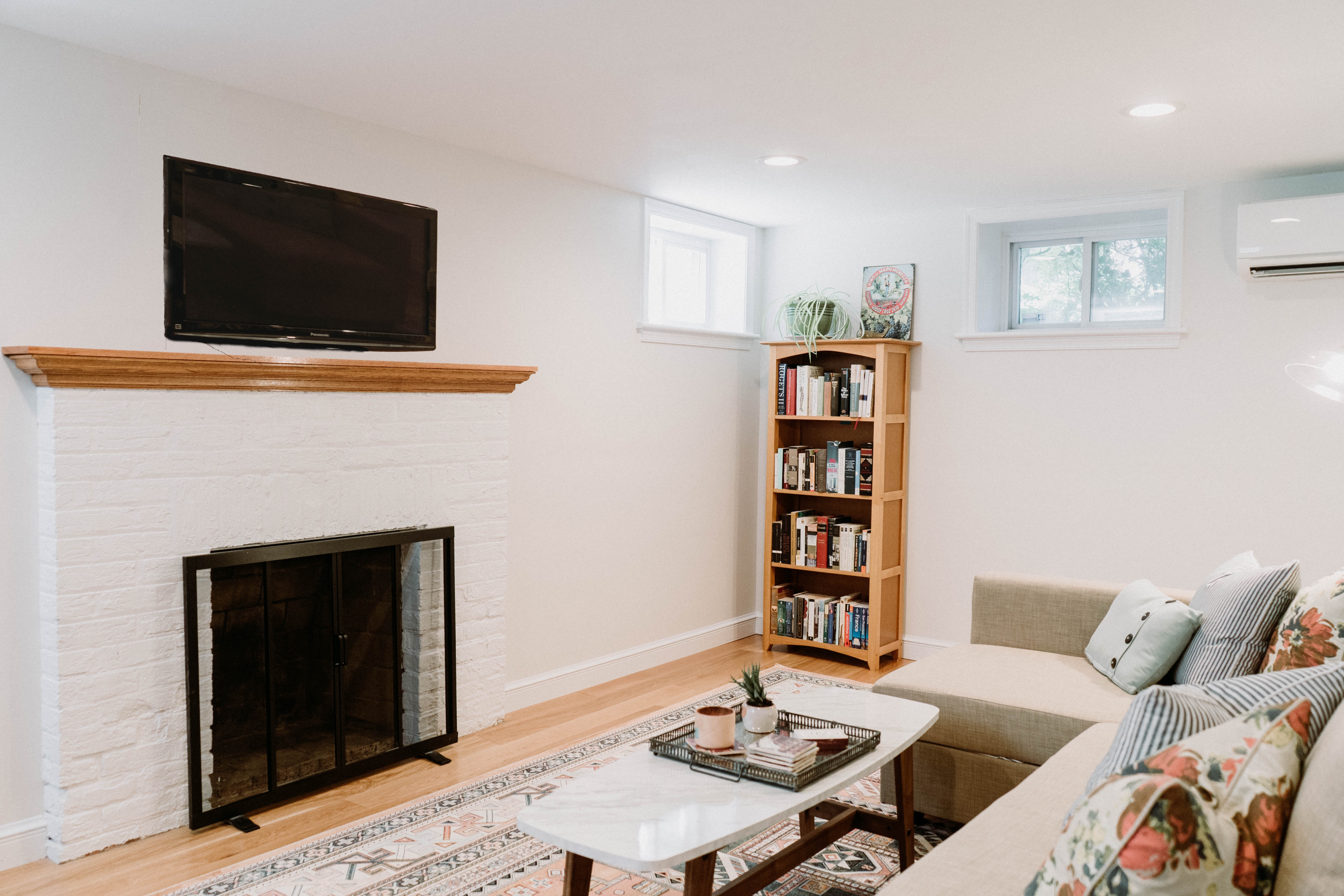 Light-filled 1br & outdoor escape with city access in Brookland, Brentwood, Langdon, Washington Dc
