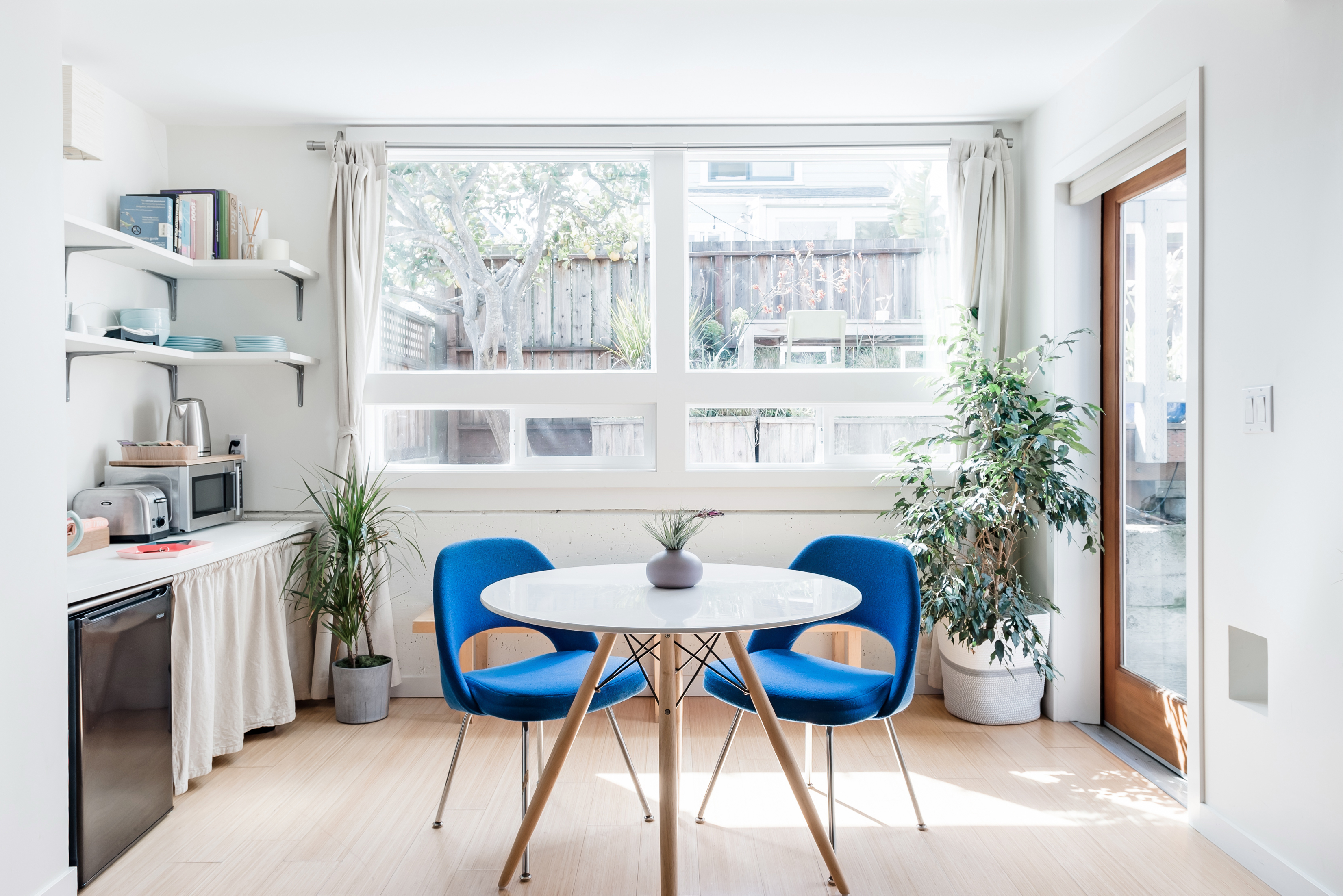 Soak up the Botanical Vibe at a Garden Studio in Bernal