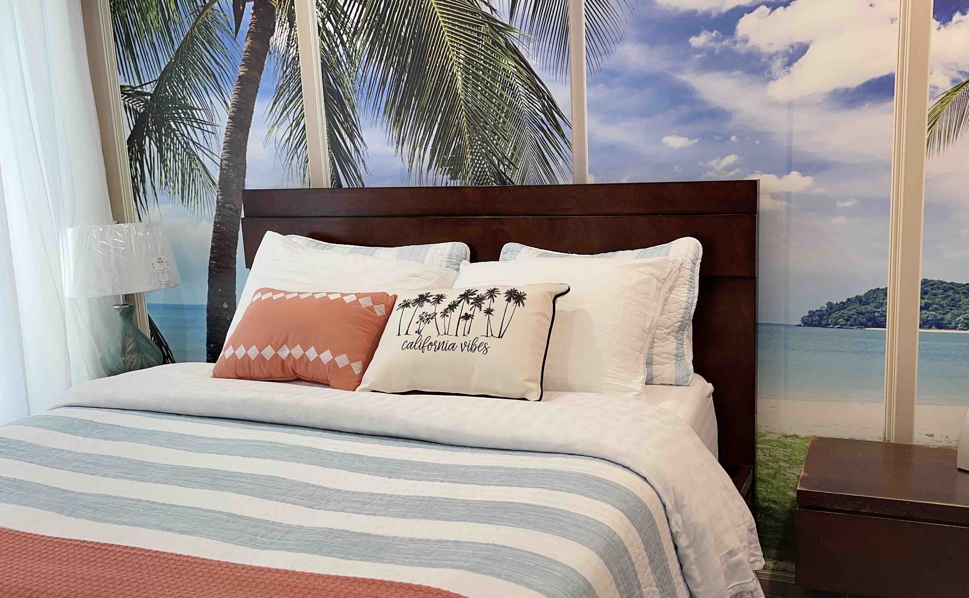 Private Palm Tree themed Room Near Beach/GGP/Zoo