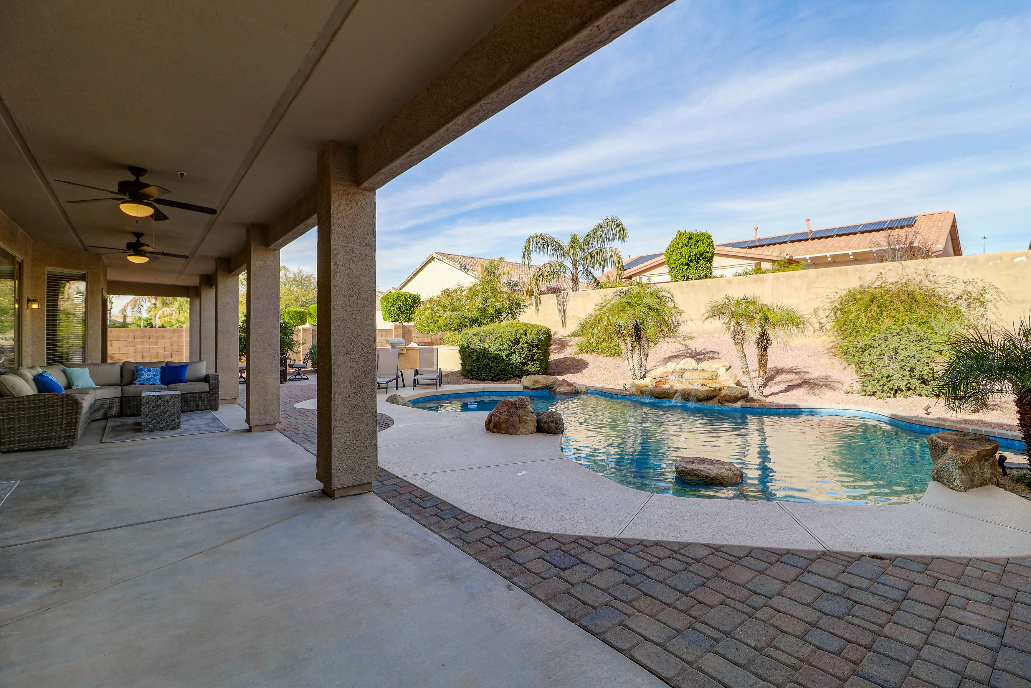 Amazing Home Close to Stadiums w/Pool! Houses for Rent in Peoria