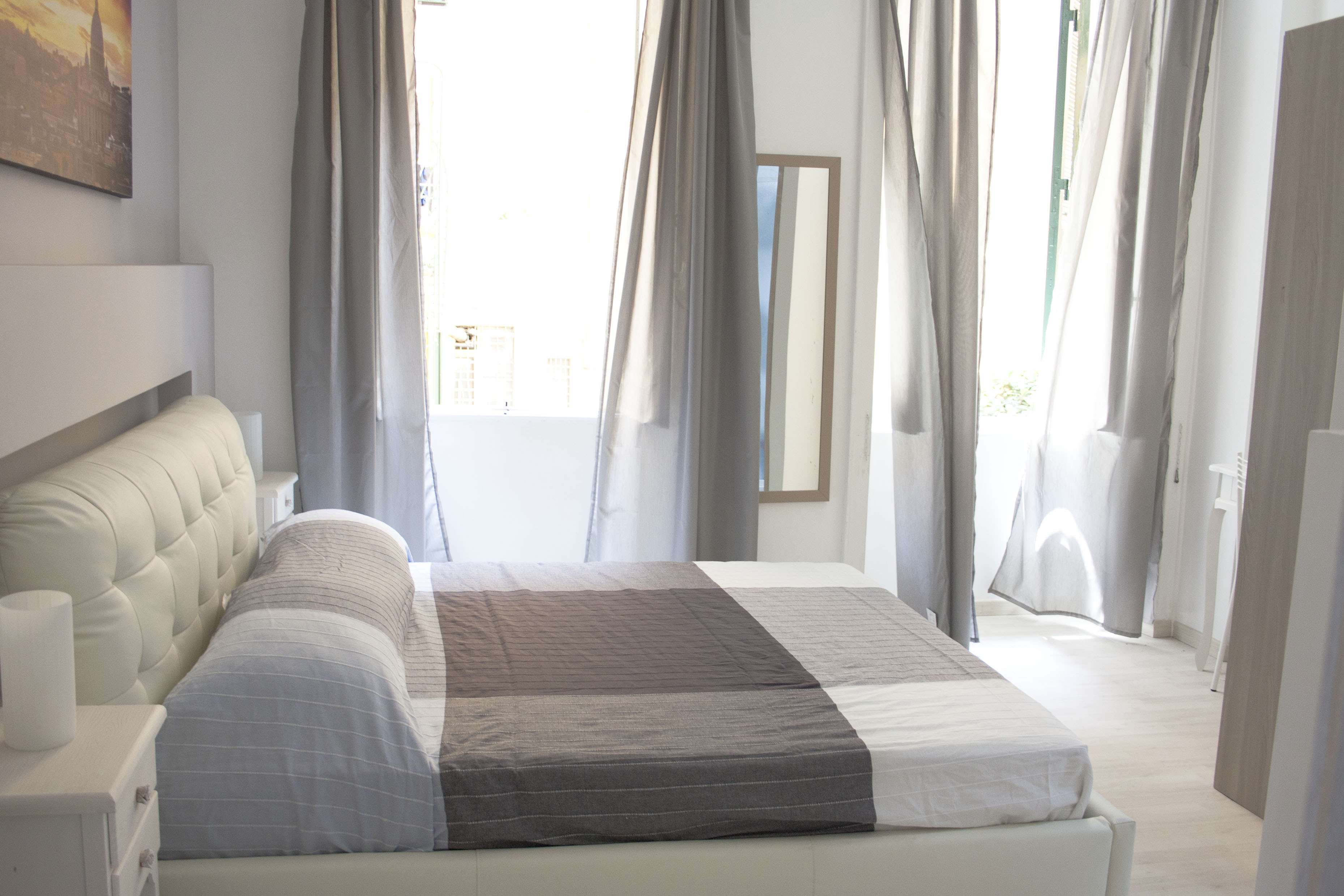 Cosmopolitan - Roma Termini Suites, Stanza con le.