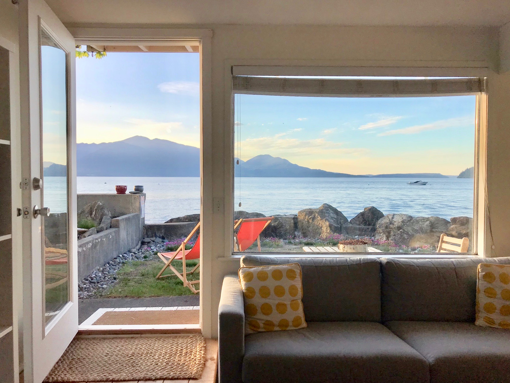 Yummy Beach 3 Cottages for Rent in Seabeck, Washington, United