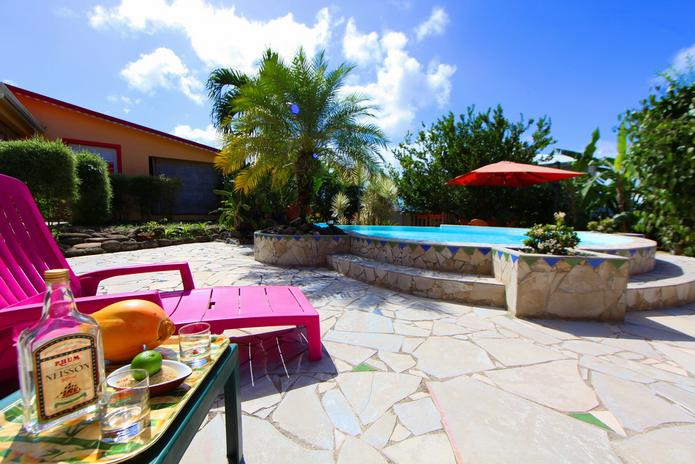 STUDIO AUX JARDINS DE ROZITA