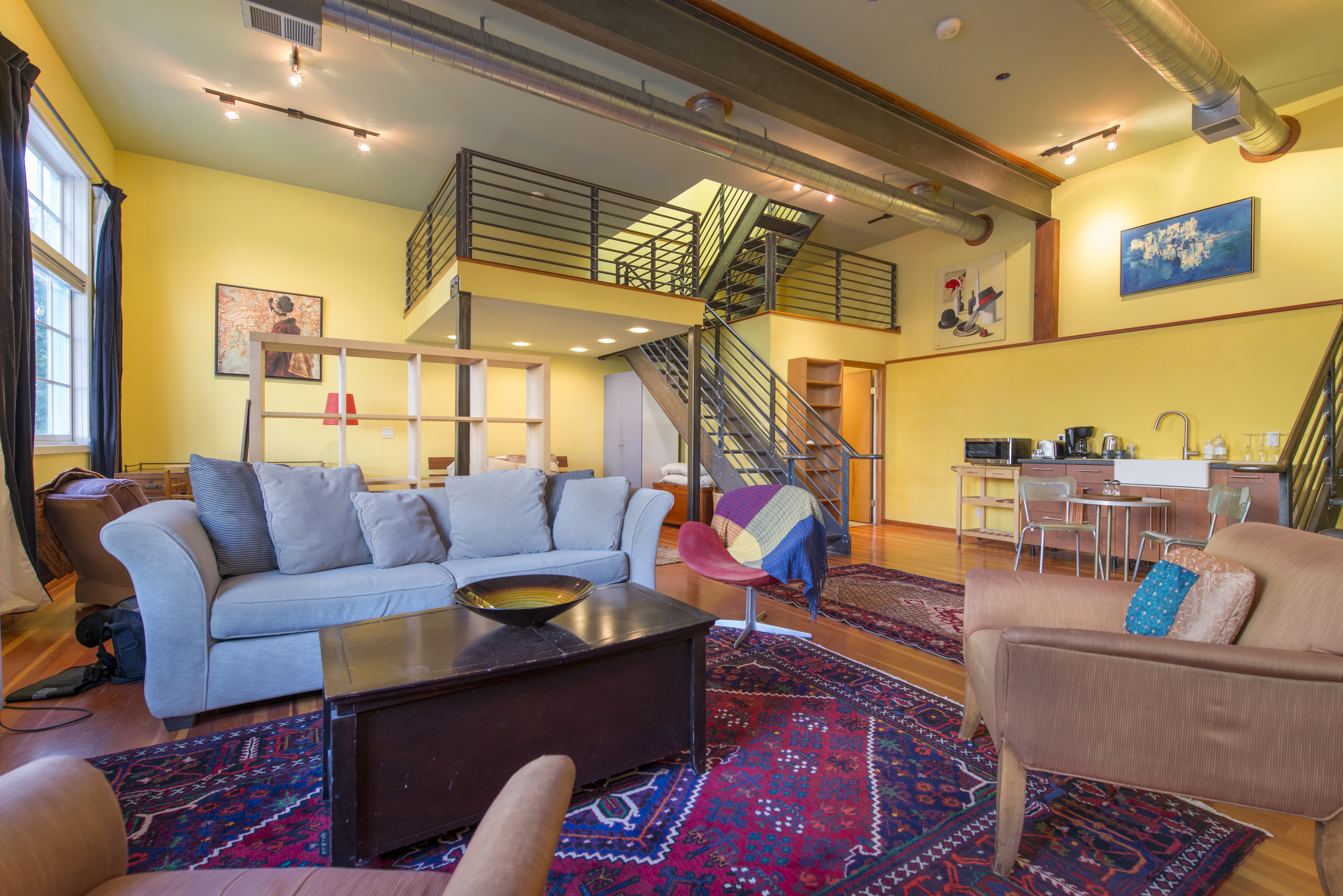 Spacious loft-style guest suite, Upper Noe Valley