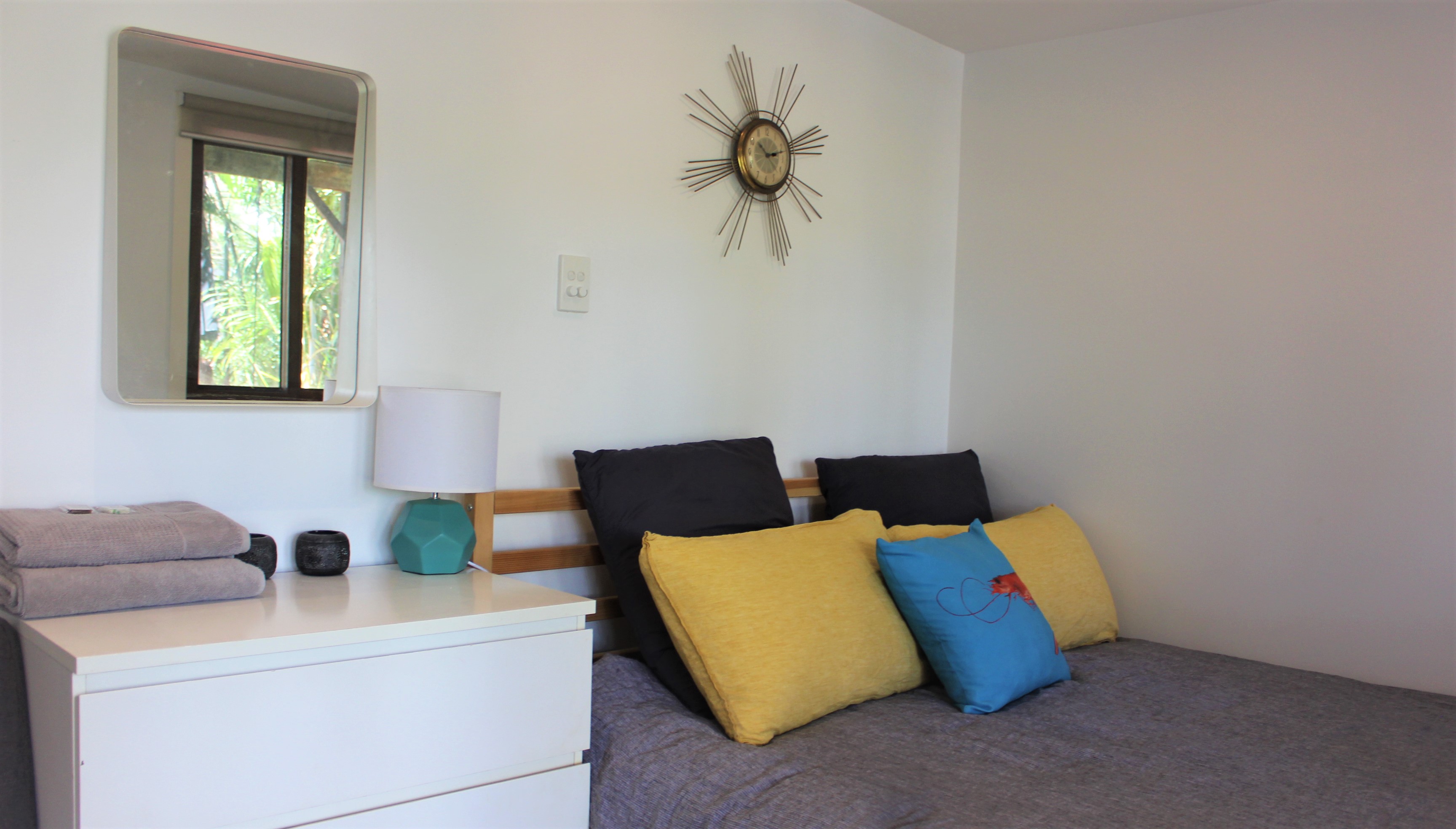 Cosy Scotland Island Retreat Guest suites for Rent in Scotland Island