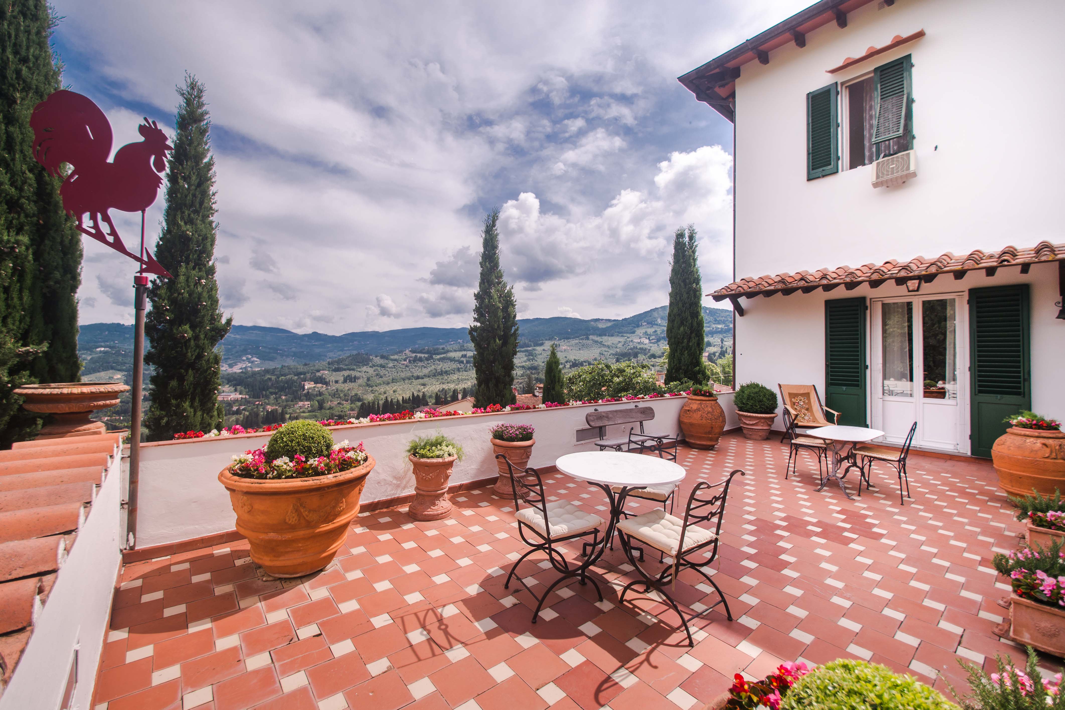 Villa La Serena With Terrace And Garden Villas For Rent In Fiesole Toscana Italy