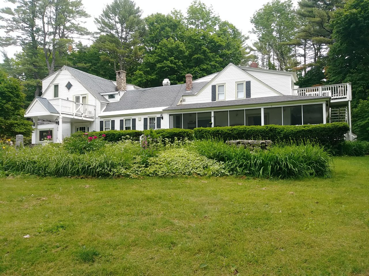 Wings Hill Inn Belgrade Lakes Sage Suite Houses for Rent in Rome