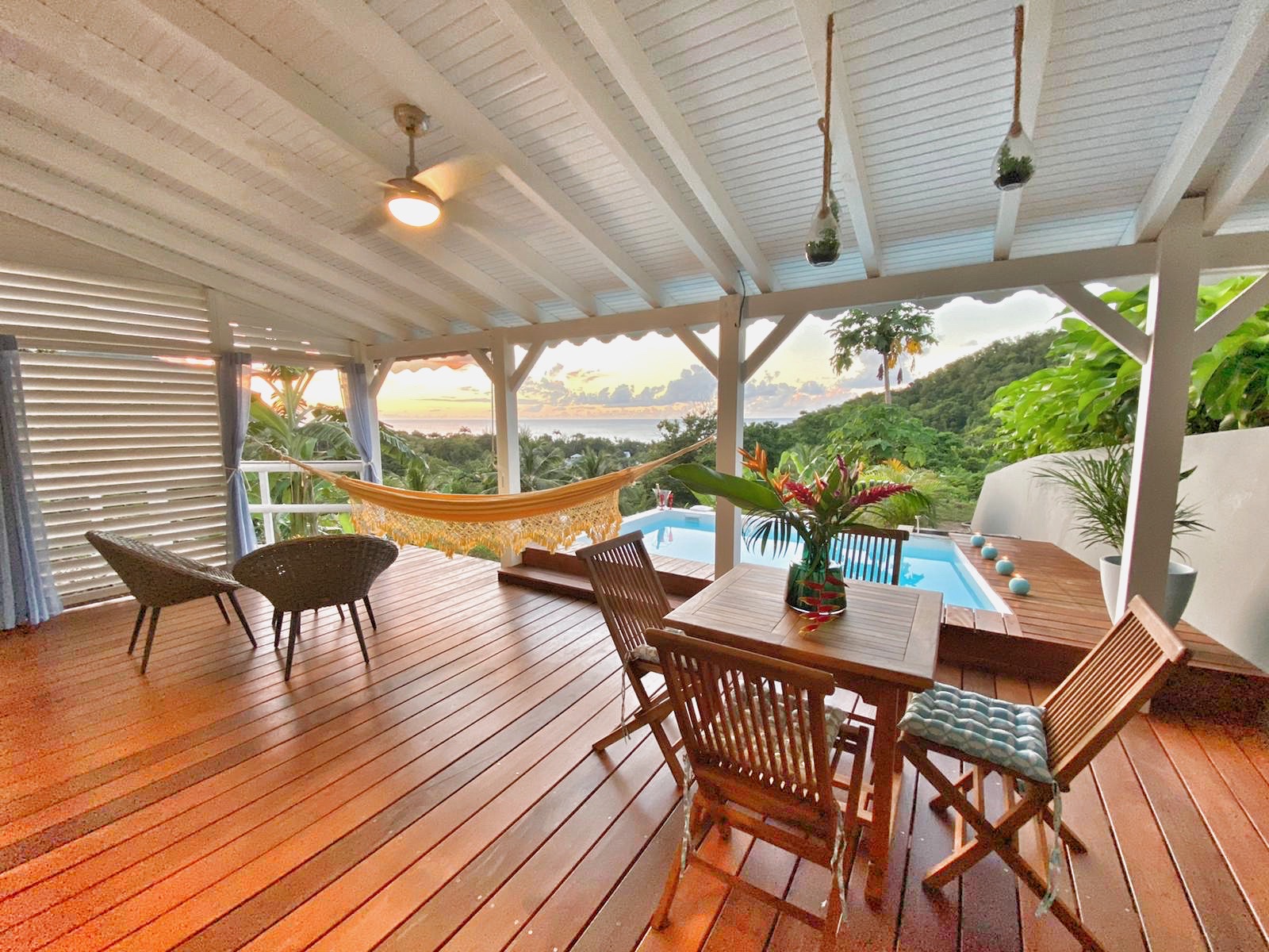 Ananas Bungalow Vue Mer Bungalows For Rent In Deshaies Basse Terre Guadeloupe