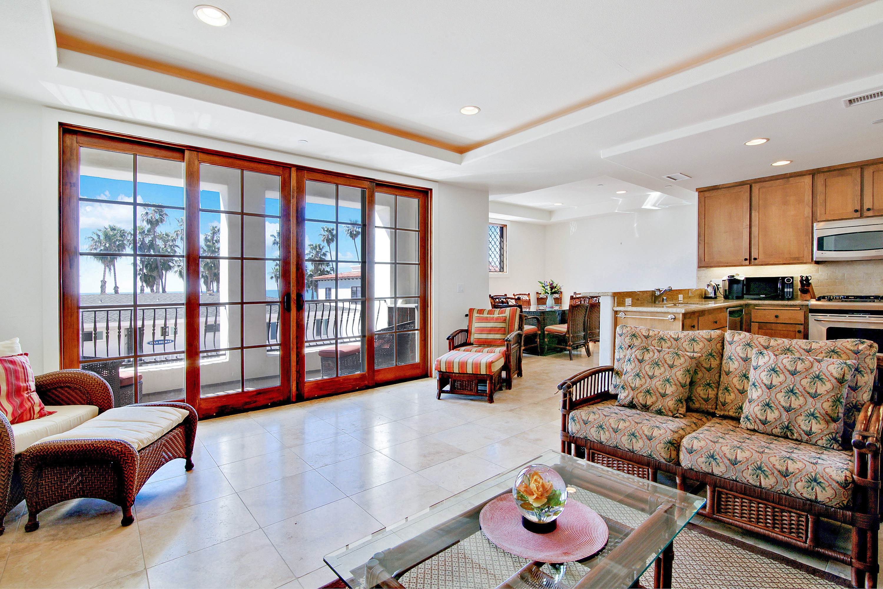 Watch The Sunset Over San Clemente Beach Condominiums For Rent In San Clemente