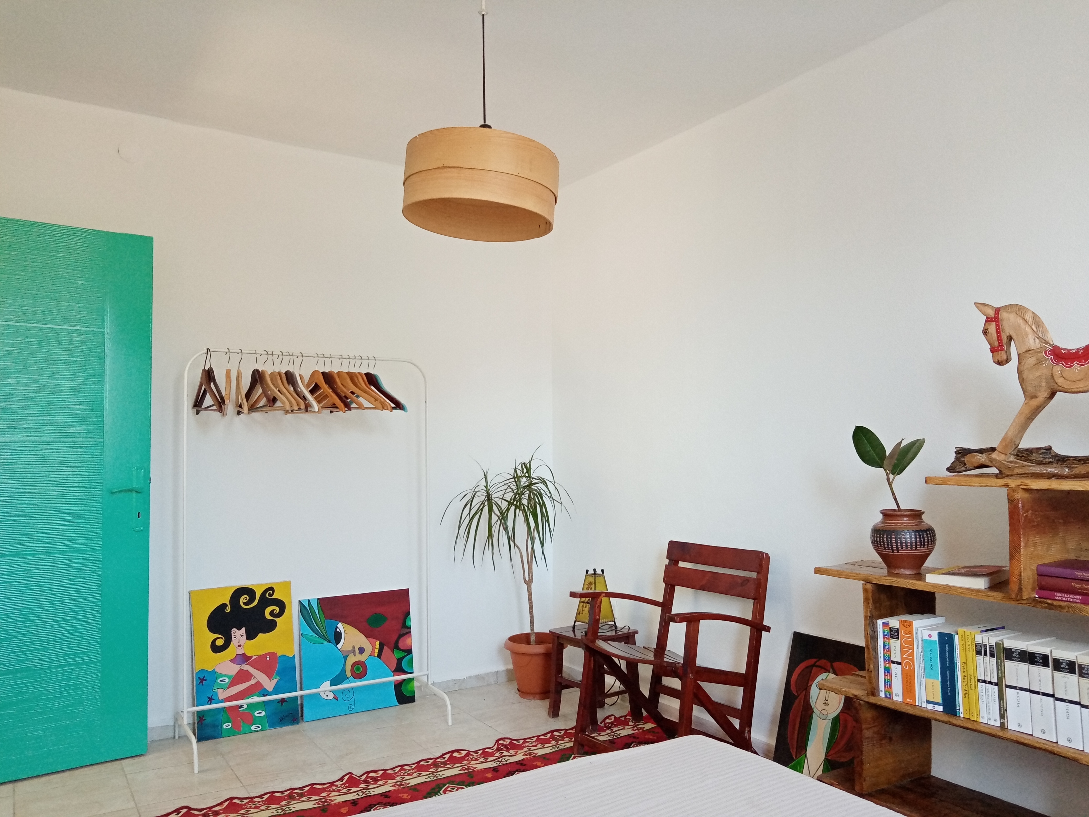 Duplex apartment near the center and the sea.