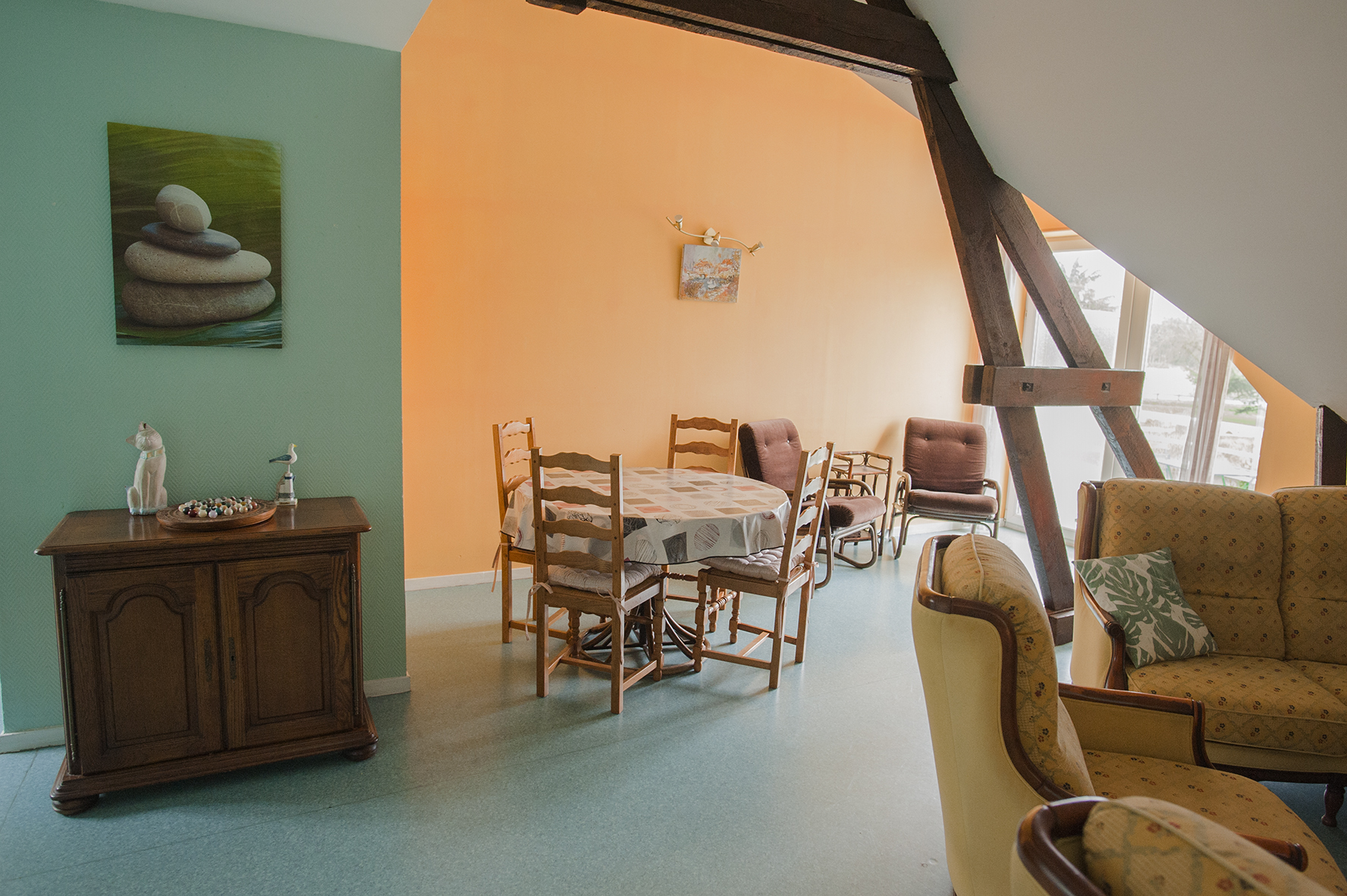 Nice, quiet apartment in the ramparts