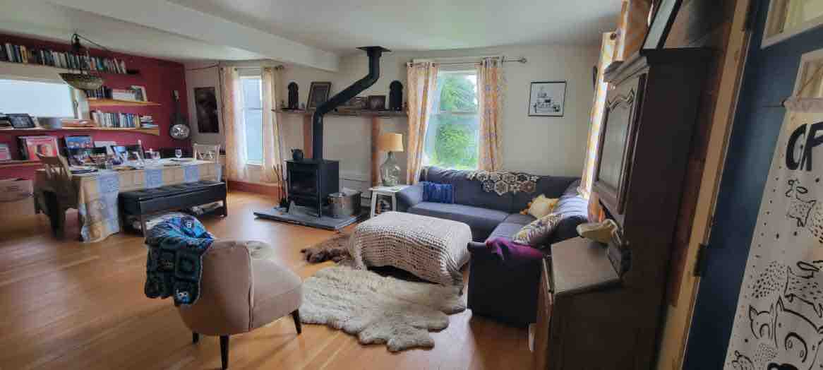 - HarborView Cottage - car, bike, kayak access